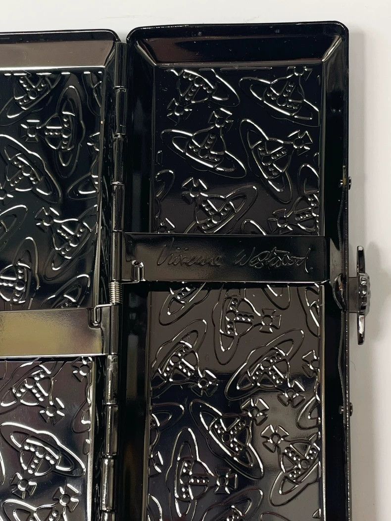 vivienne westwood cigarette holder Vivienne Westwood Metal Cigarette Case Storage Box-dmc is available for  purchase on au PAY Market - Imported Goods Online Store Co.Ltd. | au PAY  Market