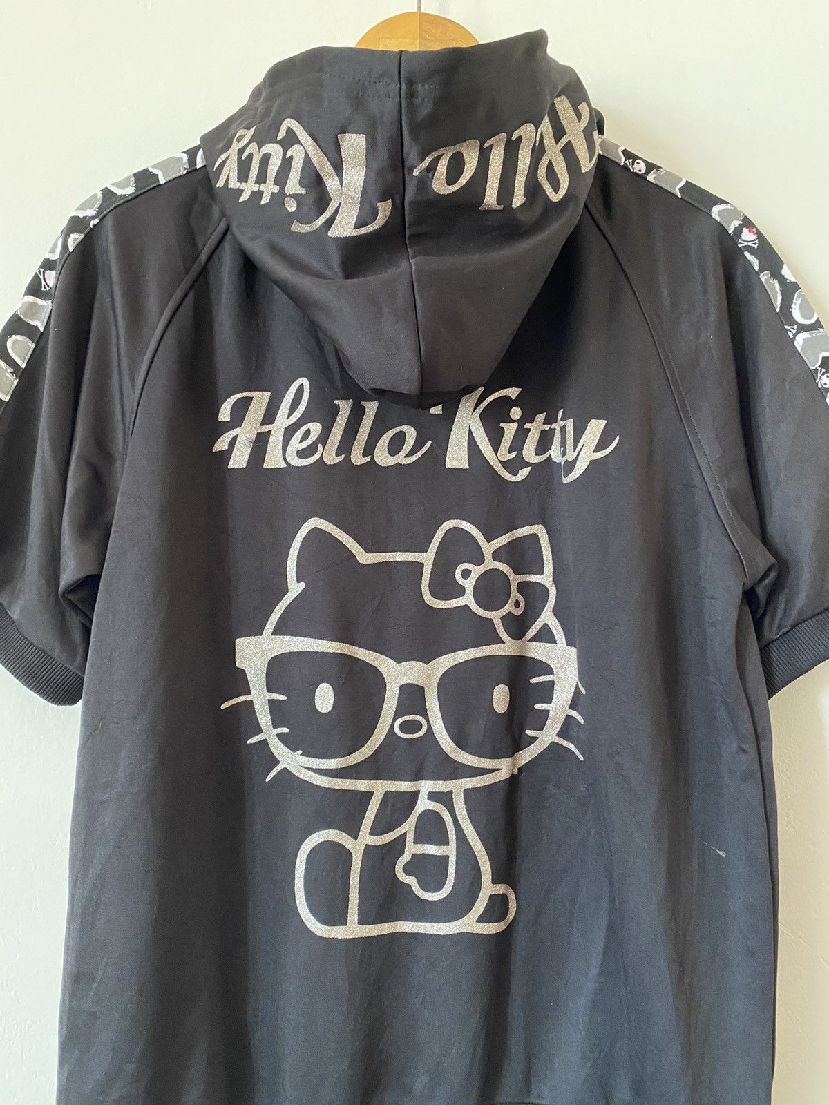 Anime × If Six Was Nine × Japanese Brand Vintage 90' Hello Kitty Big Logo Hoodies Sweater Size US L / EU 52-54 / 3 - 7 Thumbnail