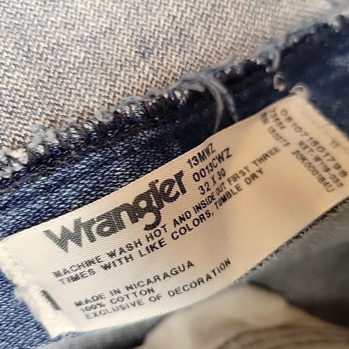 Wrangler Wrangler Jeans Mens 32 Blue Men 32x30 Faded Whiskered Denim Cowboy Western 1013MWZ Size US 32 / EU 48 - 5 Thumbnail