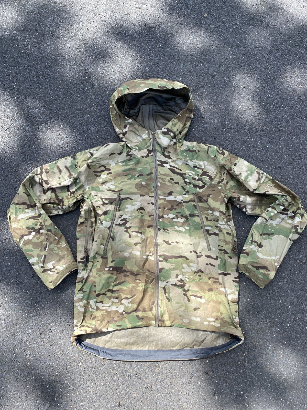 Arc'Teryx Arc'teryx Leaf Alpha LT Multicam Jacket | Grailed