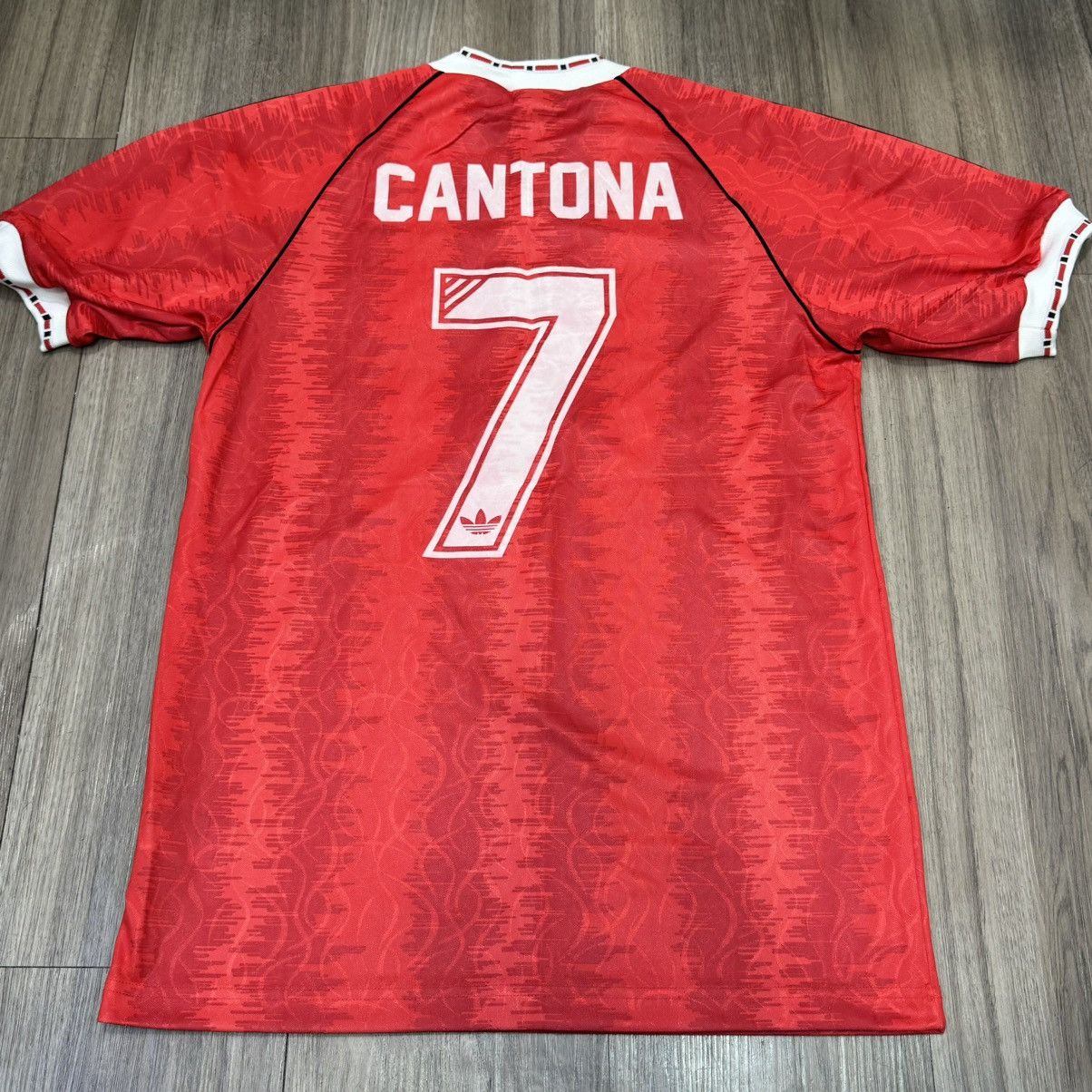 Adidas Manchester united 90/92 retro home shirt #7 Cantona Size US S / EU 44-46 / 1 - 2 Thumbnail