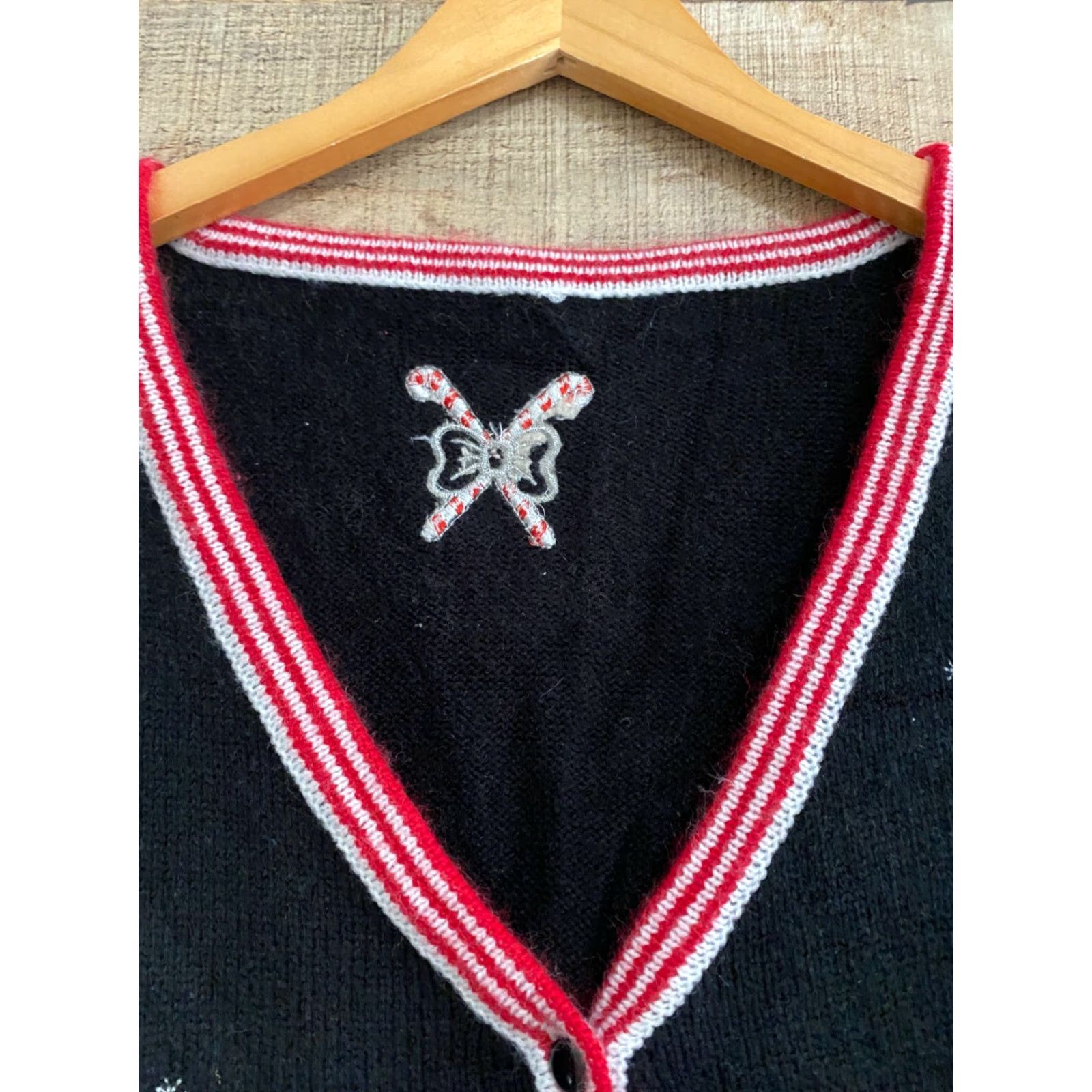 Vintage WOMEN'S VINTAGE UGLY (NOT SO MUCH) CHRISTMAS VEST - SIZE Large See Measurements Size L / US 10 / IT 46 - 2 Thumbnail