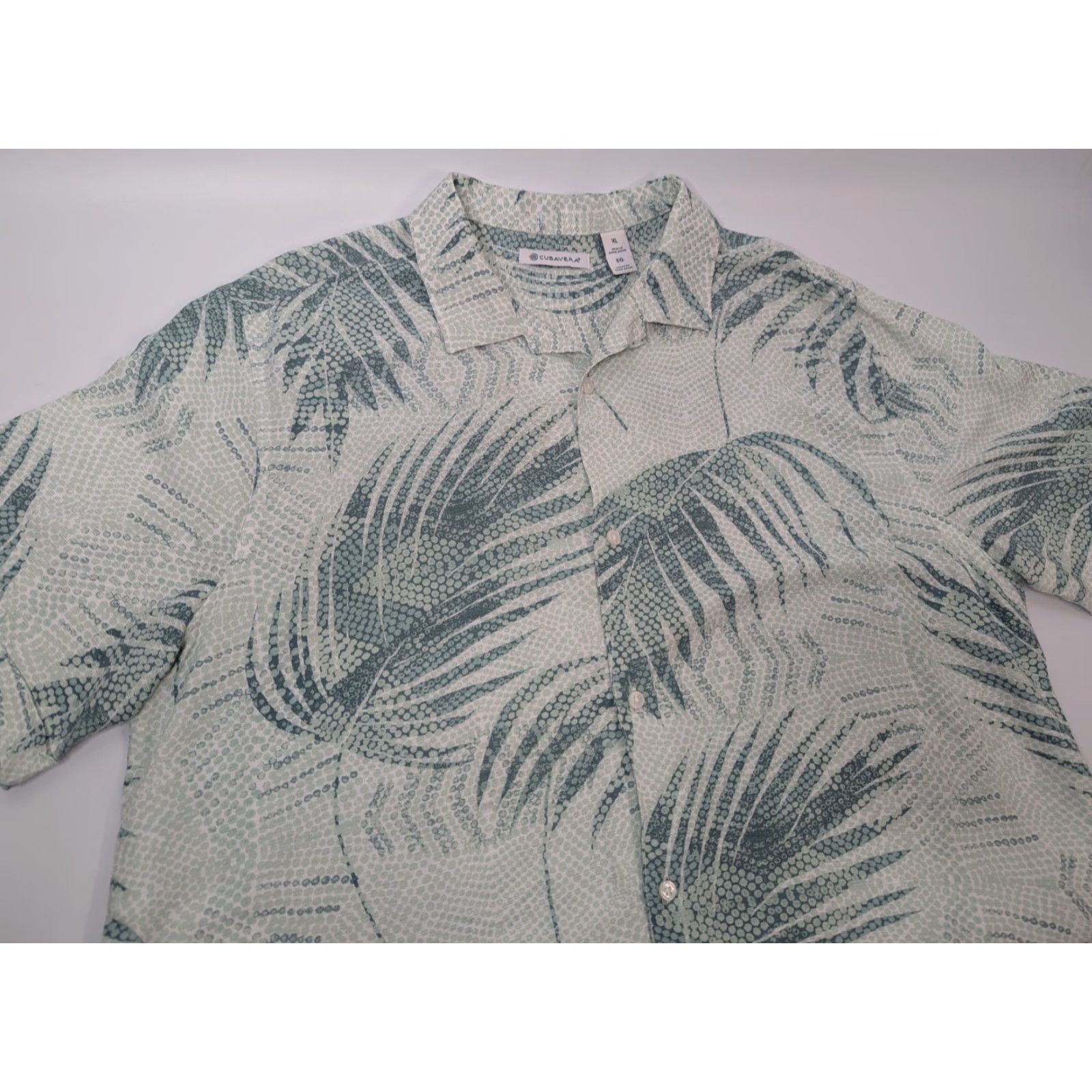 Cubavera CUBAVERA Hawaiian Shirt Button-Up Short Sleeve Palm Dotted Print Viscose Green Mens XL Band - Beach Vacation, All Seasons, Easy Care Size US XL / EU 56 / 4 - 2 Thumbnail