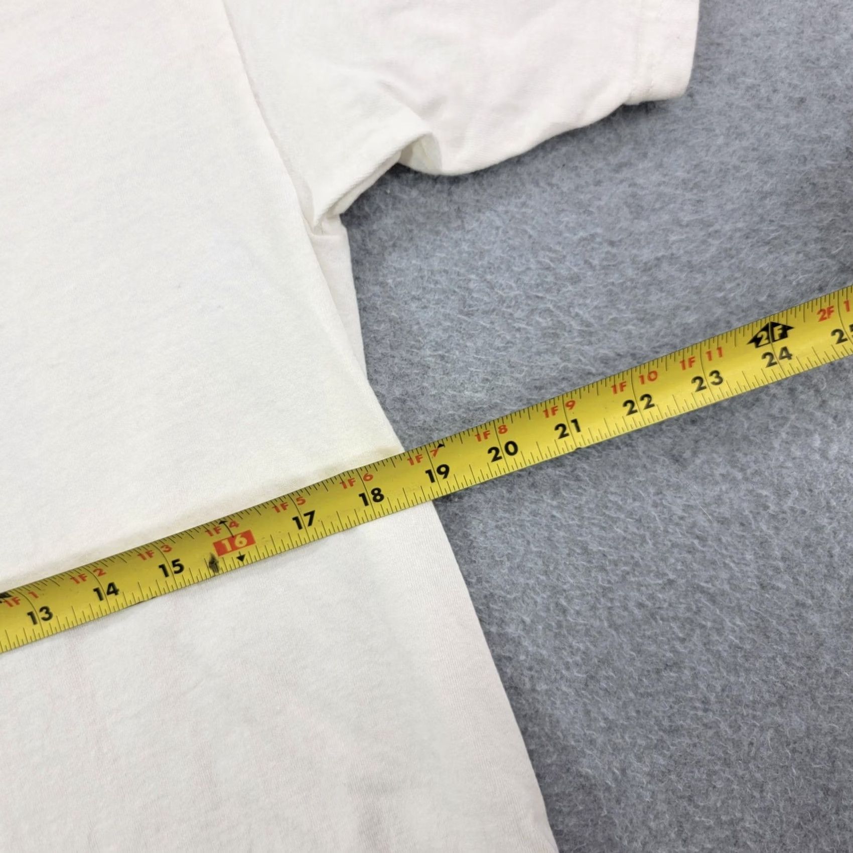 Gildan VINTAGE Gildan Shirt Mens M White Noah's Ark Heifer Project Graphic Tee Religious Size US M / EU 48-50 / 2 - 7 Thumbnail