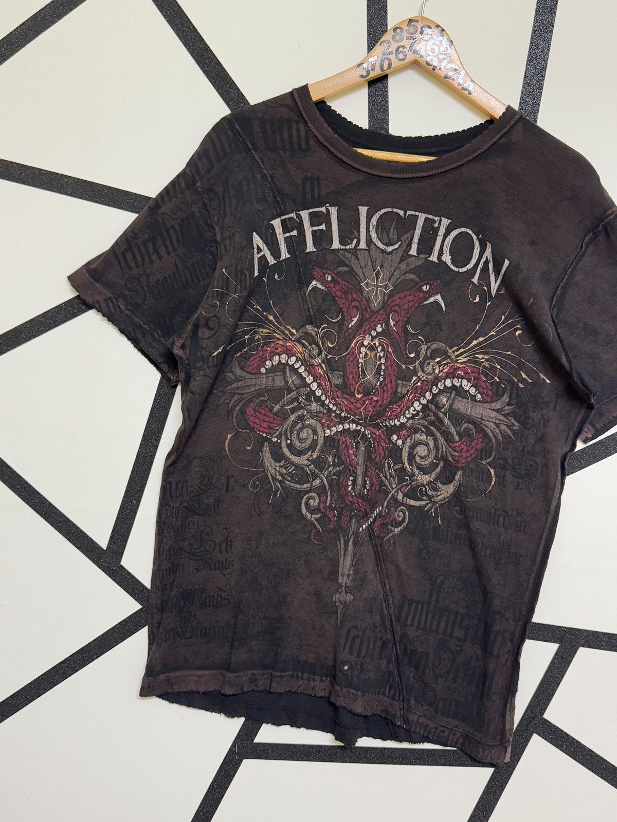 Affliction AFFLICTION CROSS SNAKE DISTRESSED RECONSTRUCTED TEE Size US M / EU 48-50 / 2 - 3 Thumbnail