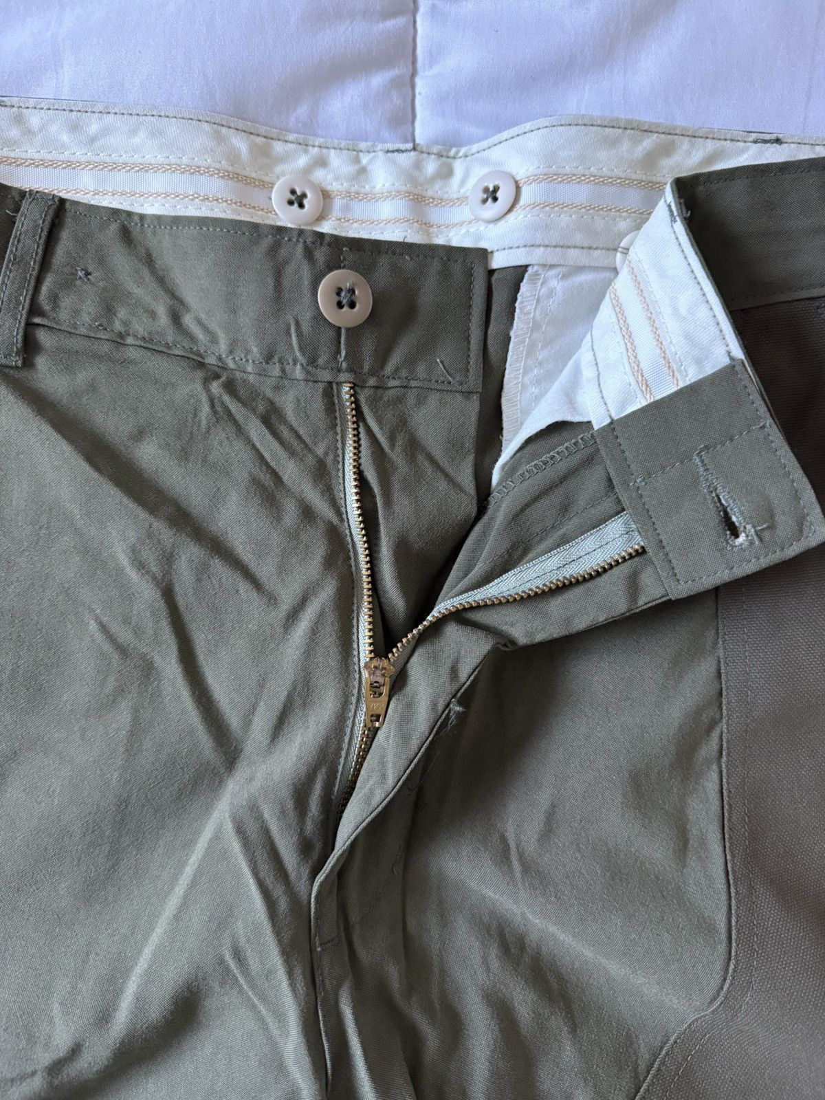 L.L. Bean L.L. Bean Men's Dark Green Cargo Pants Size US 34 / EU 50 - 10 Thumbnail