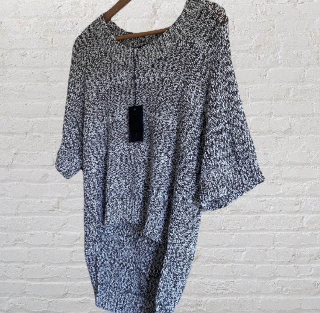 Bcbgmaxazria BCBGMAXAZRIA 3/4 SLEEVE HIGH LOW SWEATER TOP SZ XXS Size XXS / US 00 / IT 34 - 4 Thumbnail