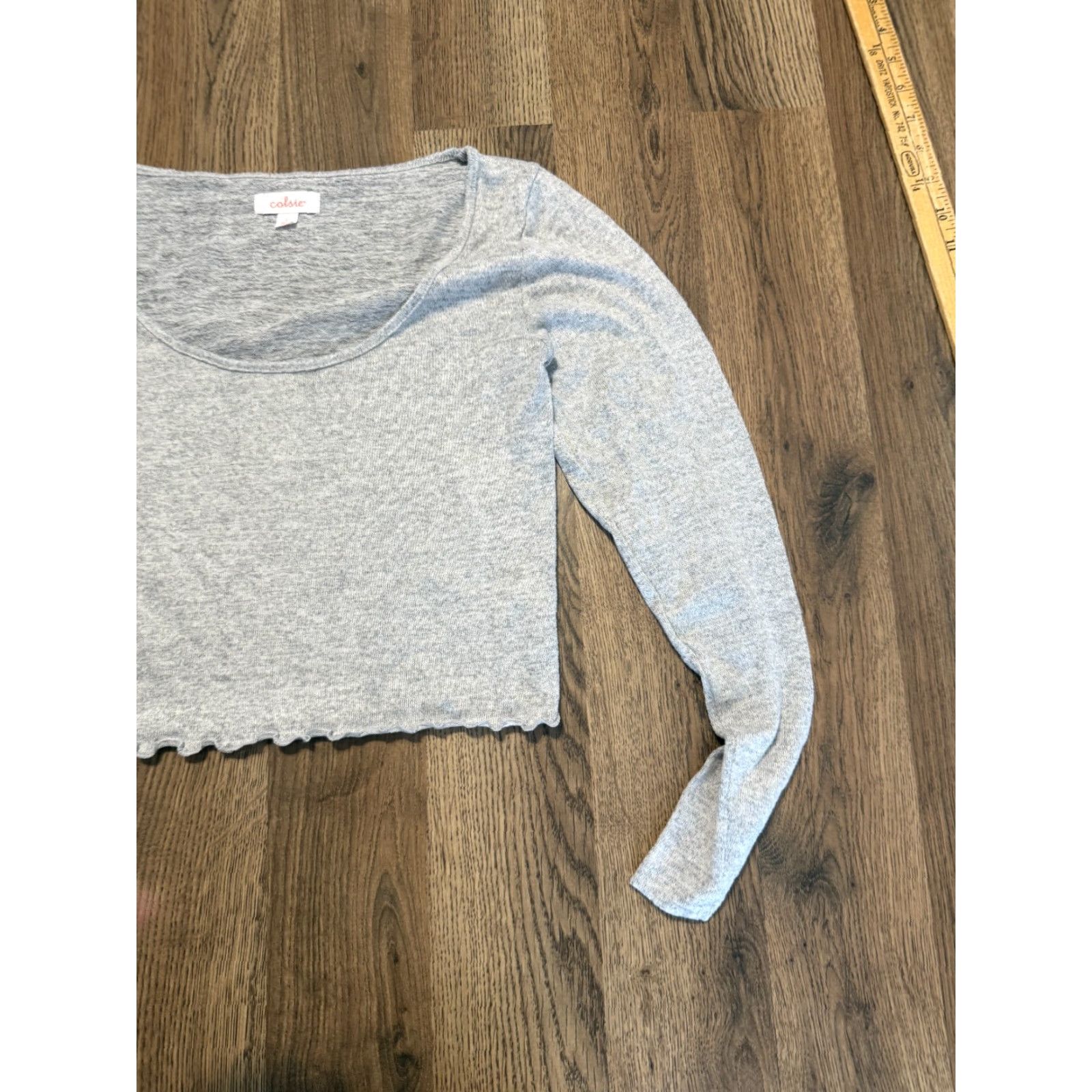 Vintage Colsie Shirt Womens Small Gray Long Sleeve Crop To Scoop Neck T-Shirt Casual Cropped Modern Fall Spring Summer Vintage: No Size S / US 4 / IT 40 - 4 Thumbnail