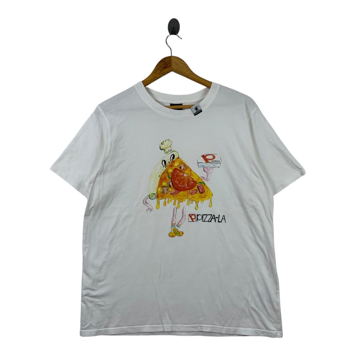 GU × Japanese Brand × Maison MIHARA YASUHIRO MIHARAYASUHIRO x GU Japanese Brand Pizza-La Print Shirt Size US XL / EU 56 / 4 - 1 Thumbnail