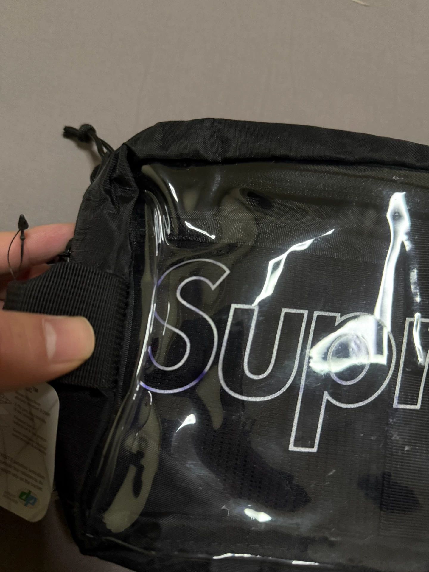 Supreme Supreme Toiletry Bag Black New With Red Tag Size ONE SIZE - 7 Thumbnail