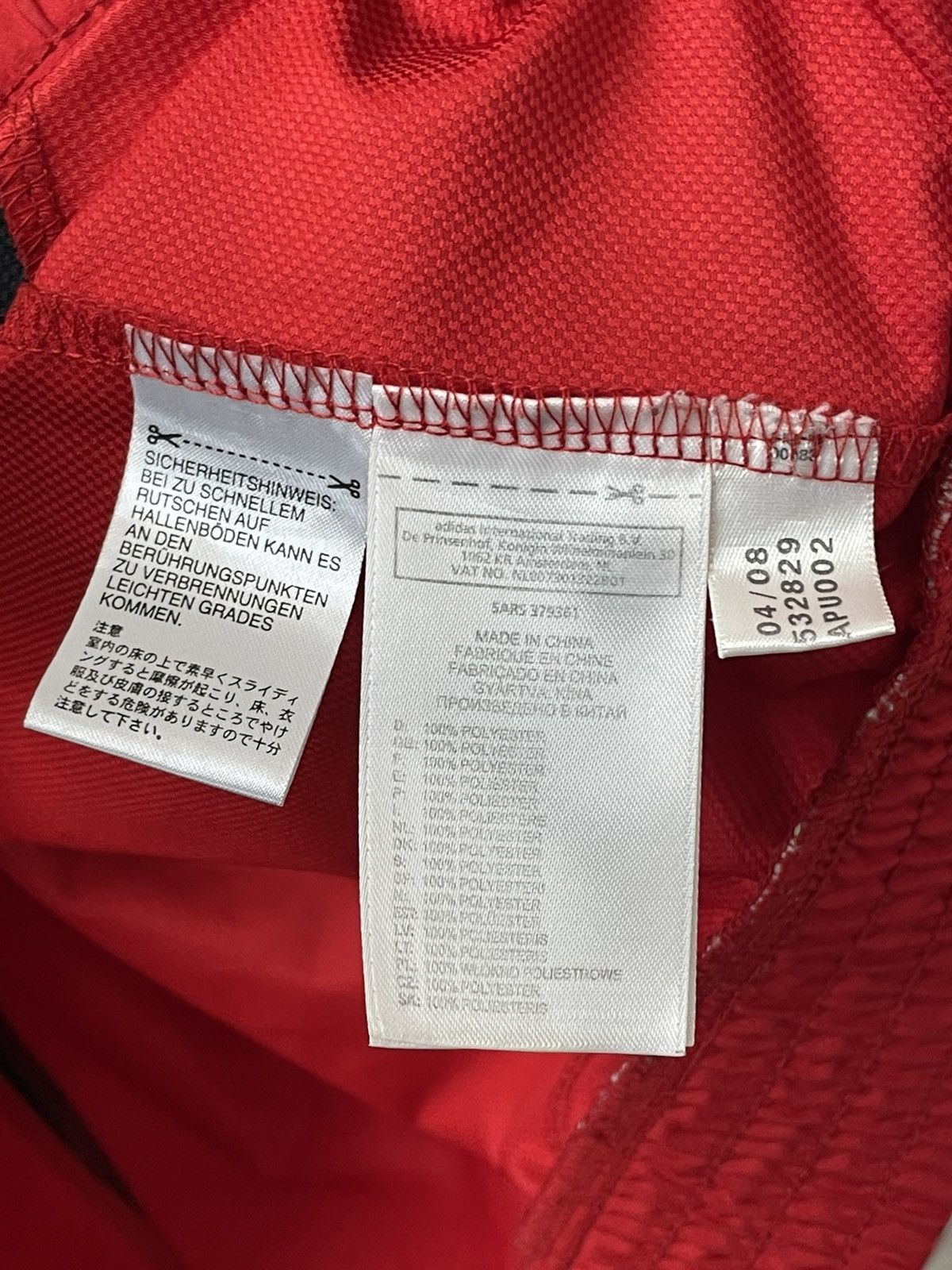 Adidas Vintage Adidas Liverpool Football Jacket Hooded Soccer L Size US L / EU 52-54 / 3 - 8 Thumbnail