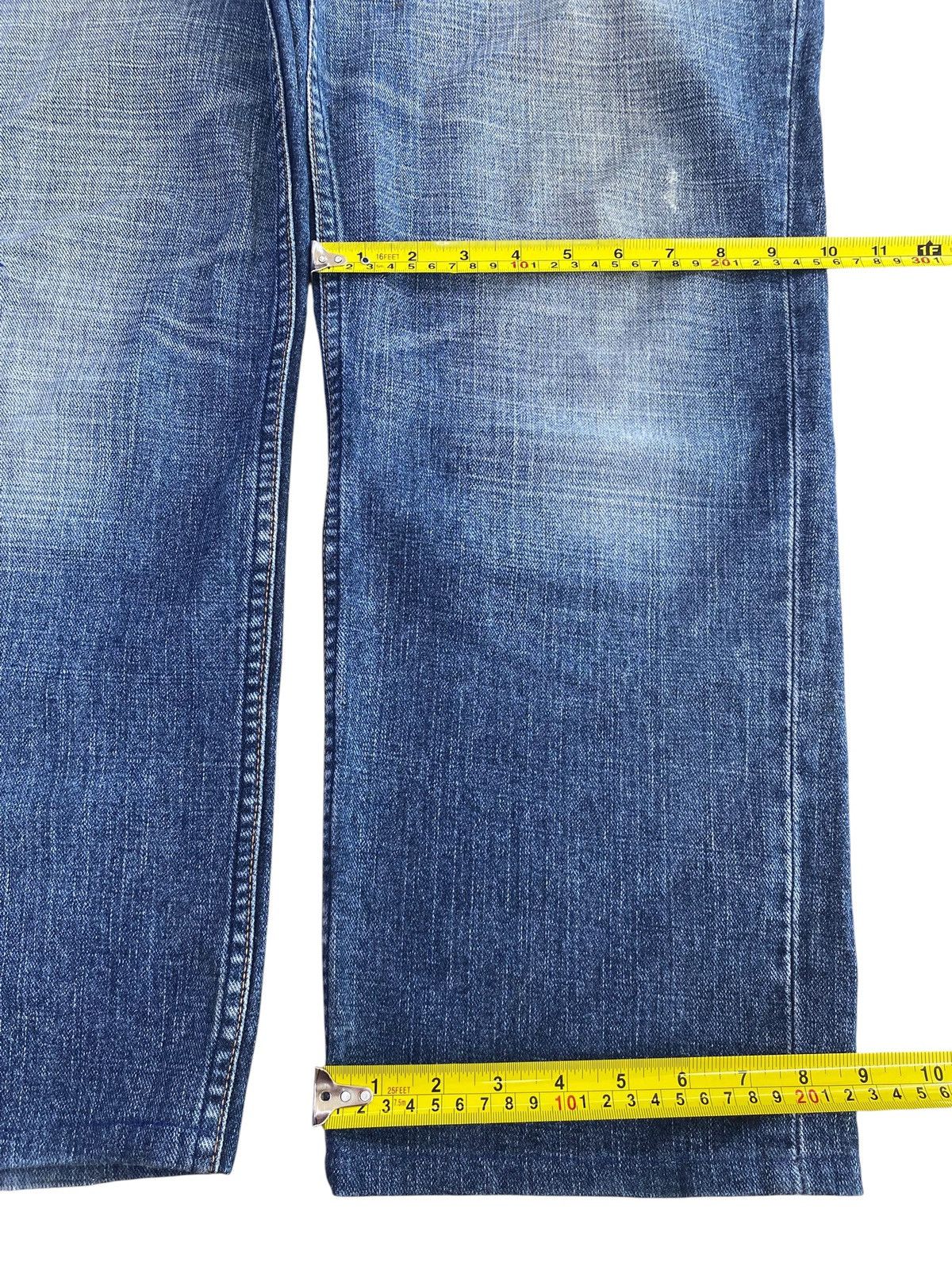 Levi's Levi’s Ripped Faded Wash Style Loose Jeans Size US 36 / EU 52 - 8 Thumbnail