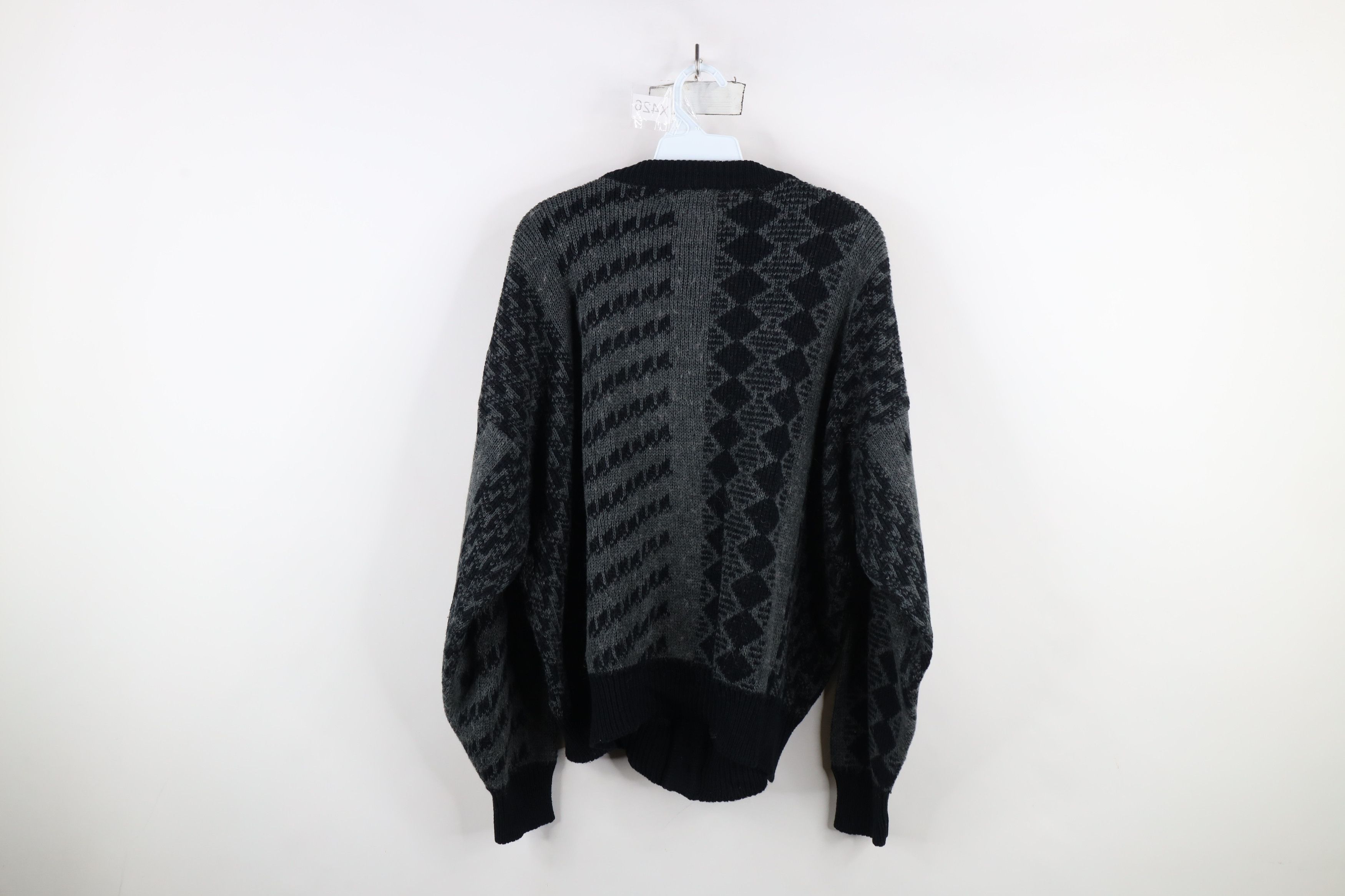 Vintage Vintage 90s Streetwear Trim Boxy Fit Cardigan Sweater Size US XL / EU 56 / 4 - 8 Thumbnail
