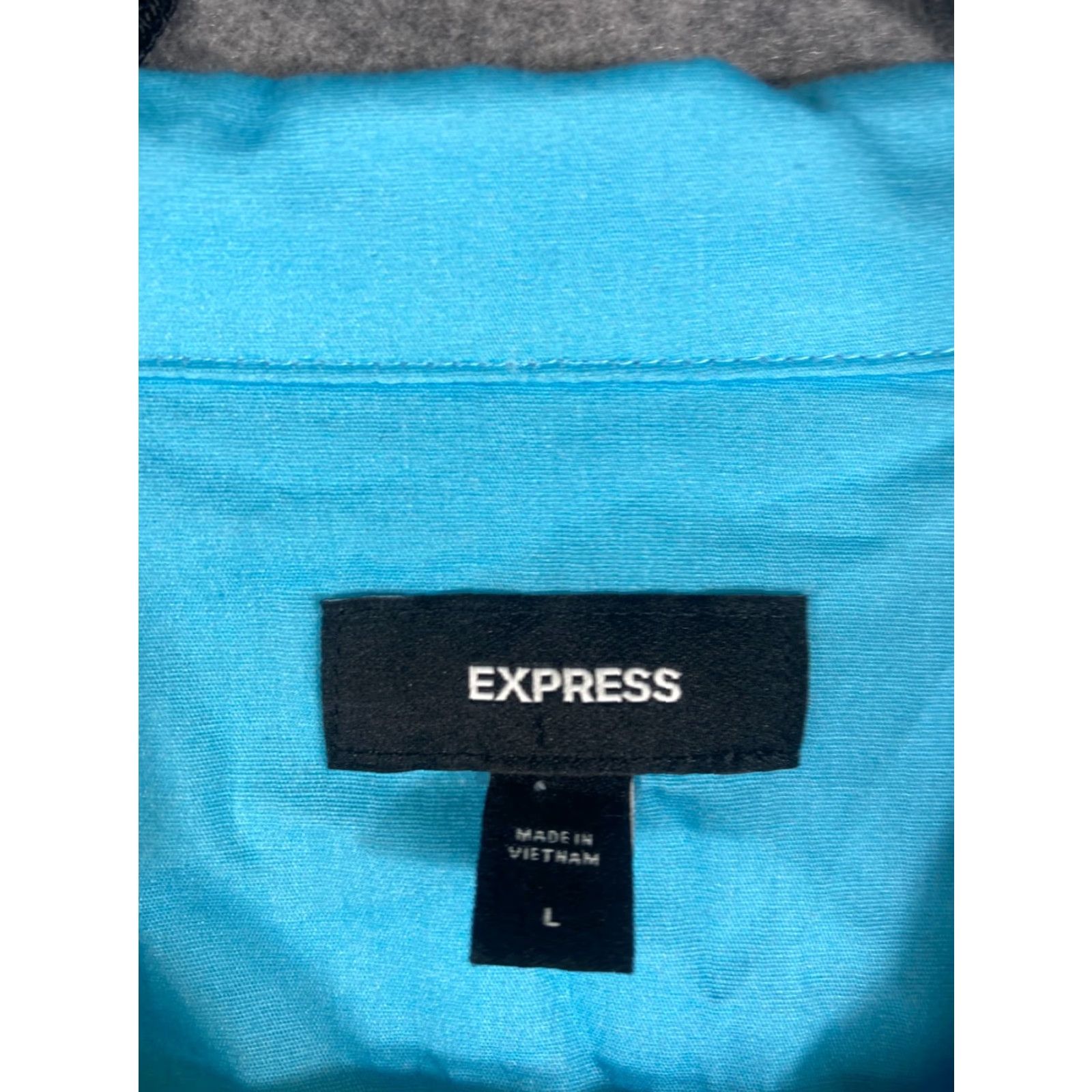 Express **Hawaiian Express Mens Blue Graphic Stretch Button-Up Shirt L** User: **Express Hawaiian Mens Blue Graphic Stretch Button-Up Shirt L** Size US L / EU 52-54 / 3 - 5 Thumbnail
