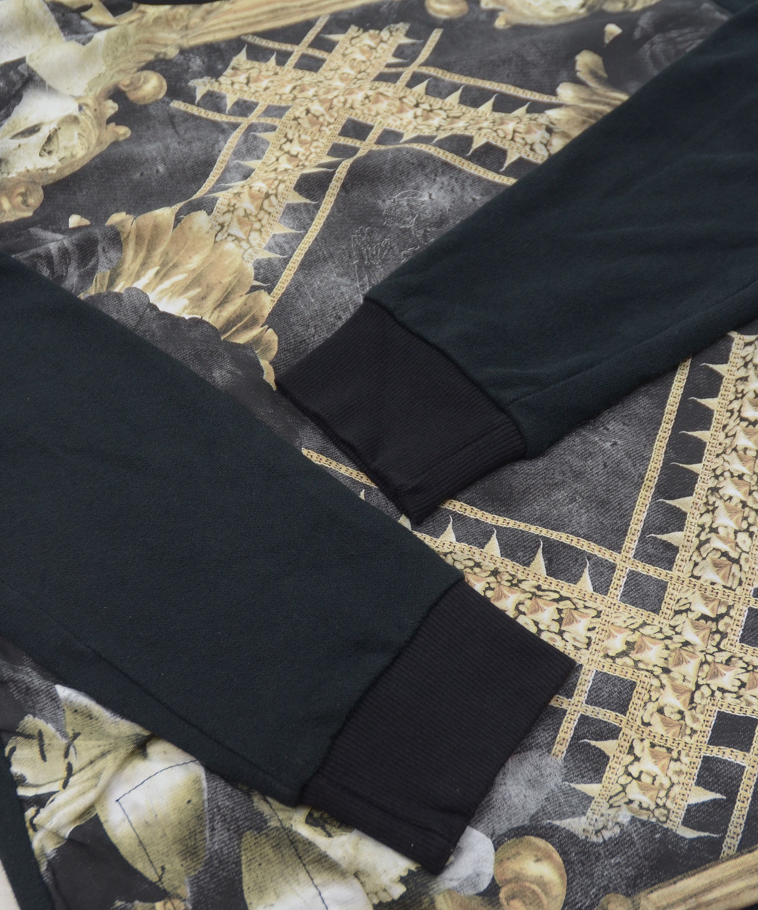 Japanese Brand Religion Sweatshirt Center Skull Skeleton Japanese Brand Size US M / EU 48-50 / 2 - 8 Thumbnail