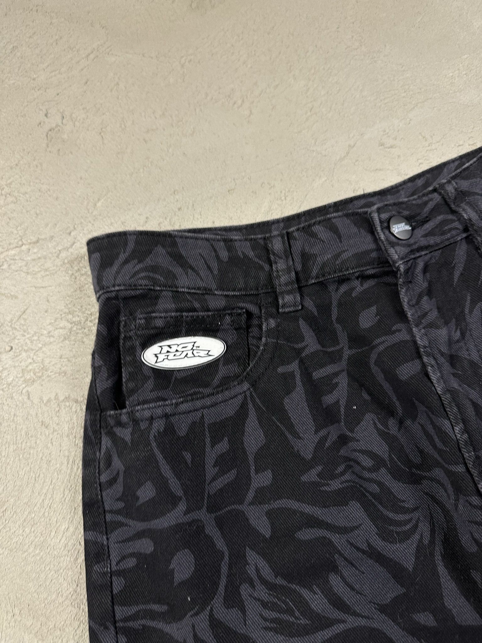 H&M Vintage Y2k No Fear H&M Fullprint Oversized Baggy Pants Size US 30 / EU 46 - 4 Thumbnail