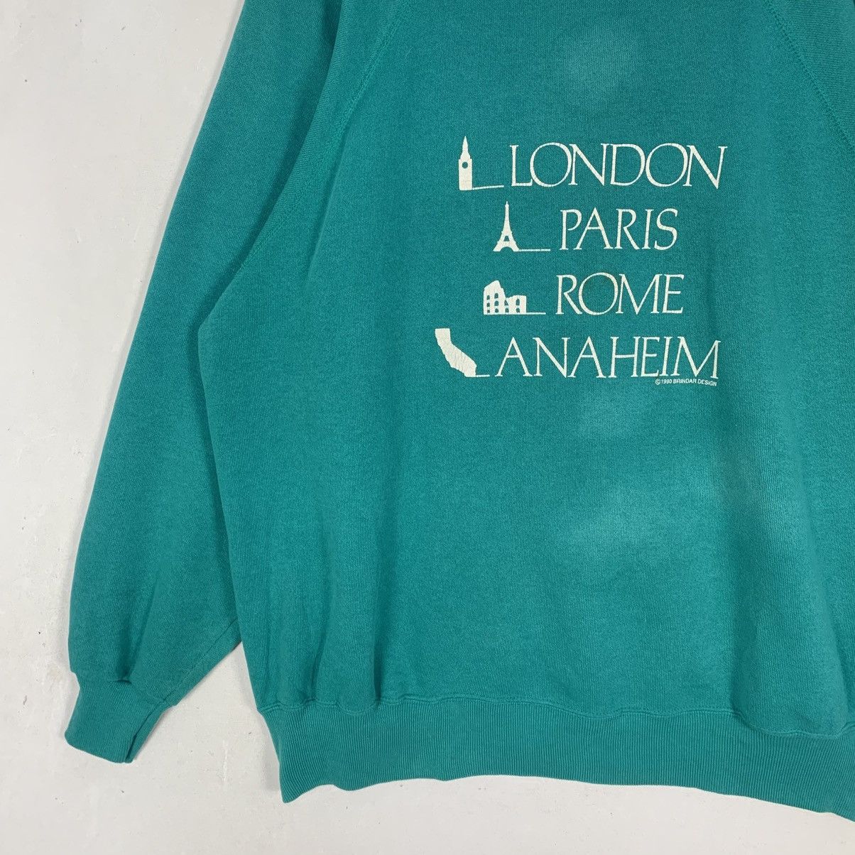 Vintage Vintage Ultra Sweats Streetwear Made in Usa Sweatshirt Size US XL / EU 56 / 4 - 3 Thumbnail
