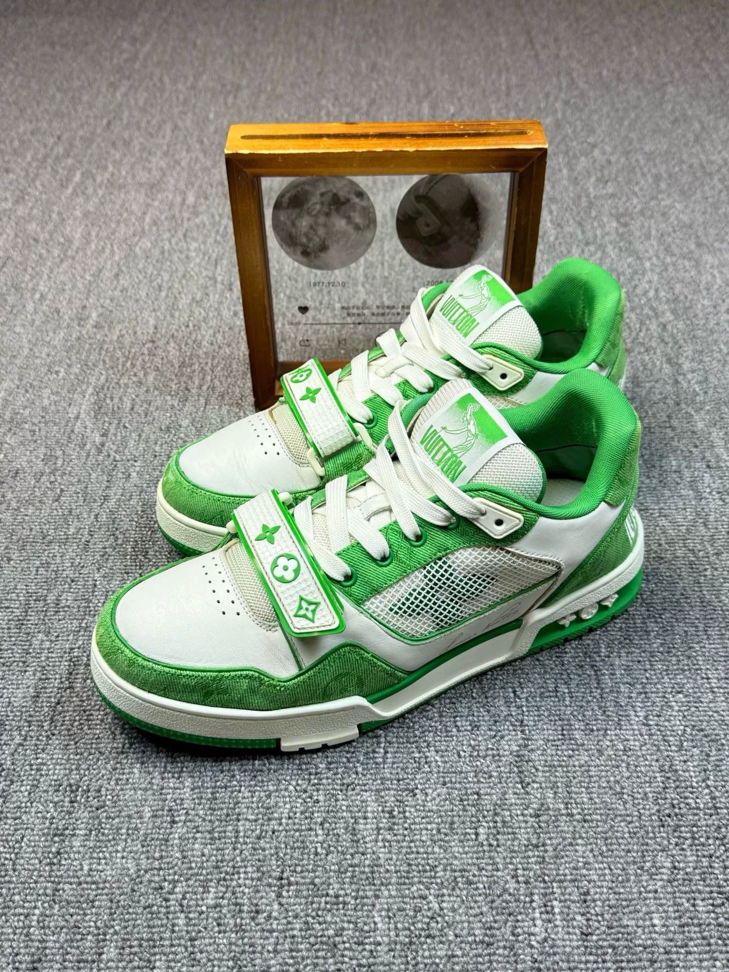 Louis Vuitton Louis Vuitton Training Green Lowtop Sneakers 8 Men Size US 8 / EU 41 - 1 Thumbnail