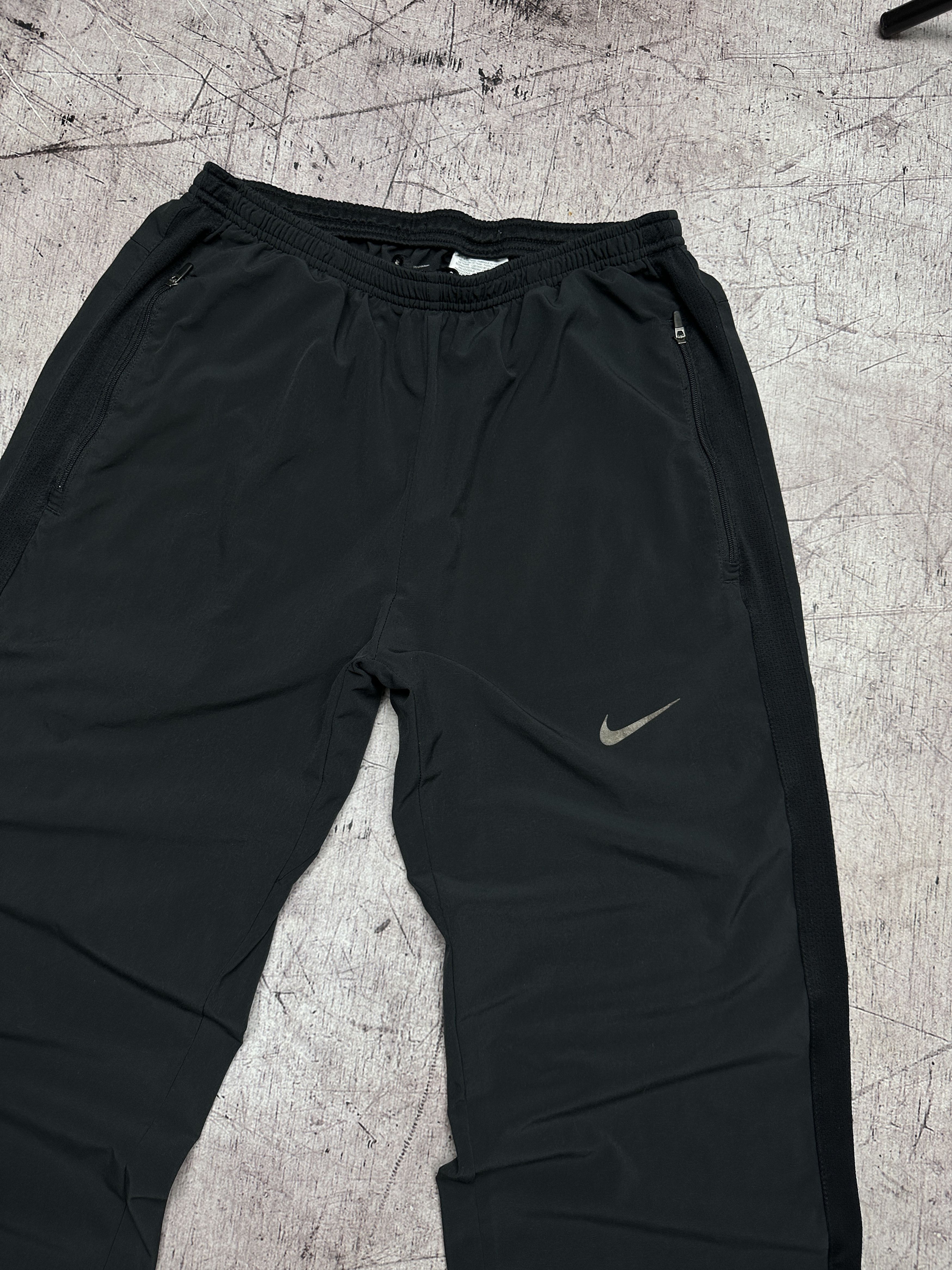 Nike Nike Dri Fit Mens Track Pants Size US 32 / EU 48 - 2 Thumbnail
