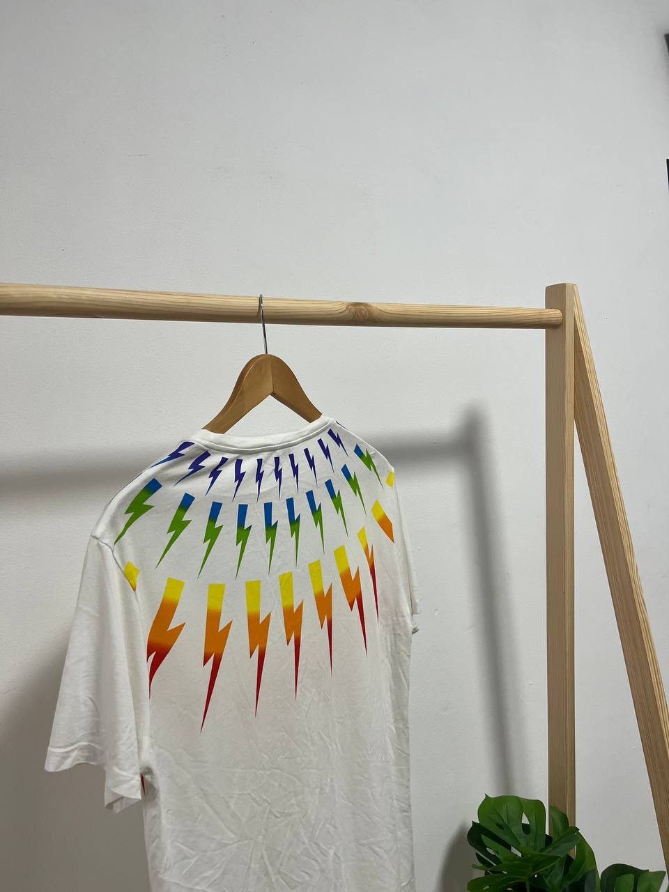 Neil Barrett Neil Barrett Lightning Bolt T-Shirt Size US S / EU 44-46 / 1 - 11 Thumbnail