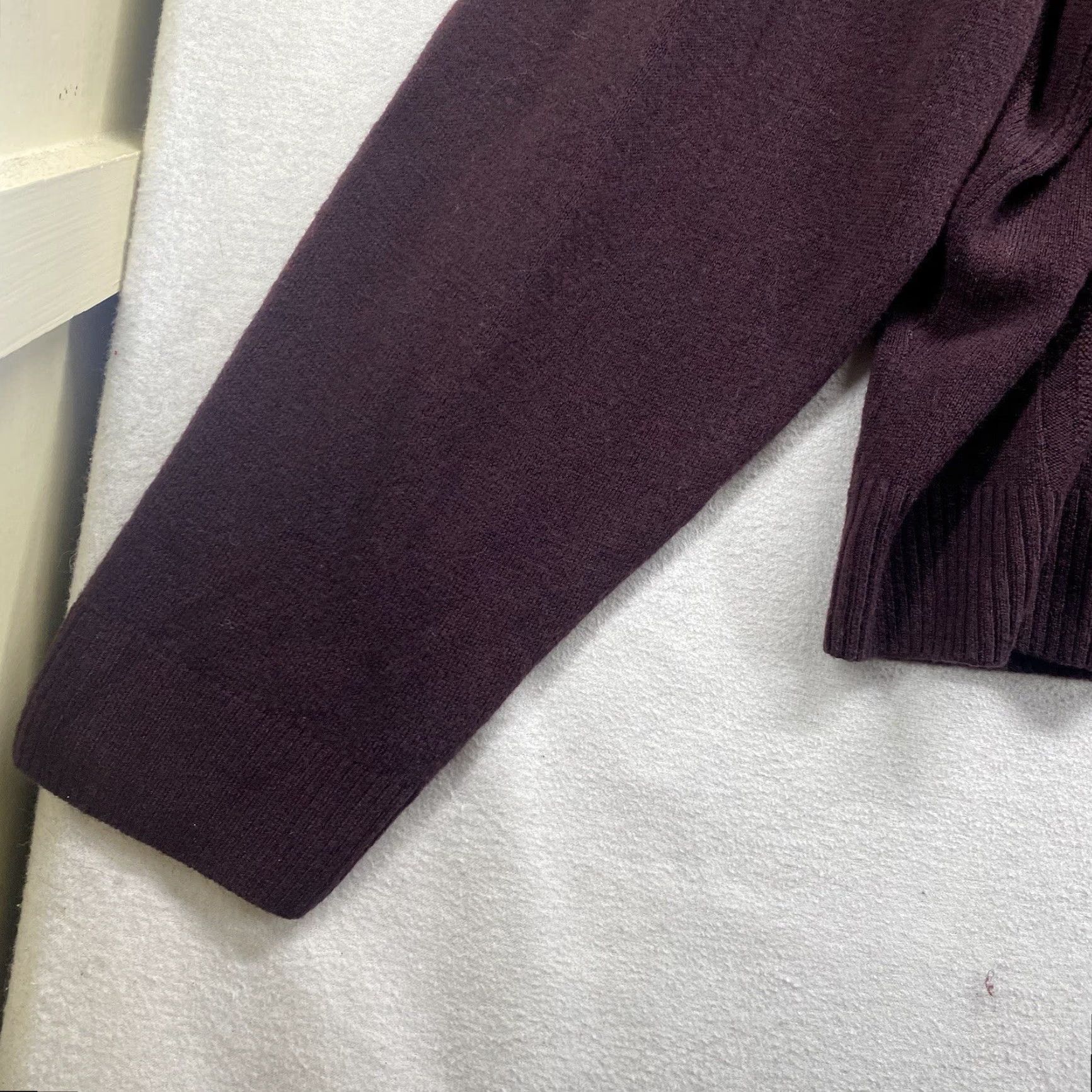 Vintage VINTAGE Tricots St. Raphael Men’s Sweater Cable Knit V-Neck Pullover Size 2XL Fall Winter Maroon Size US XXL / EU 58 / 5 - 6 Thumbnail