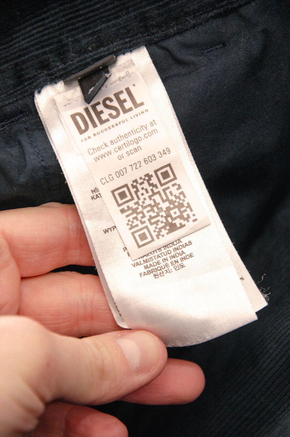 Diesel Diesel Navy Corduroy Cargo Pants - Size IT 52 Size US 36 / EU 52 - 11 Thumbnail