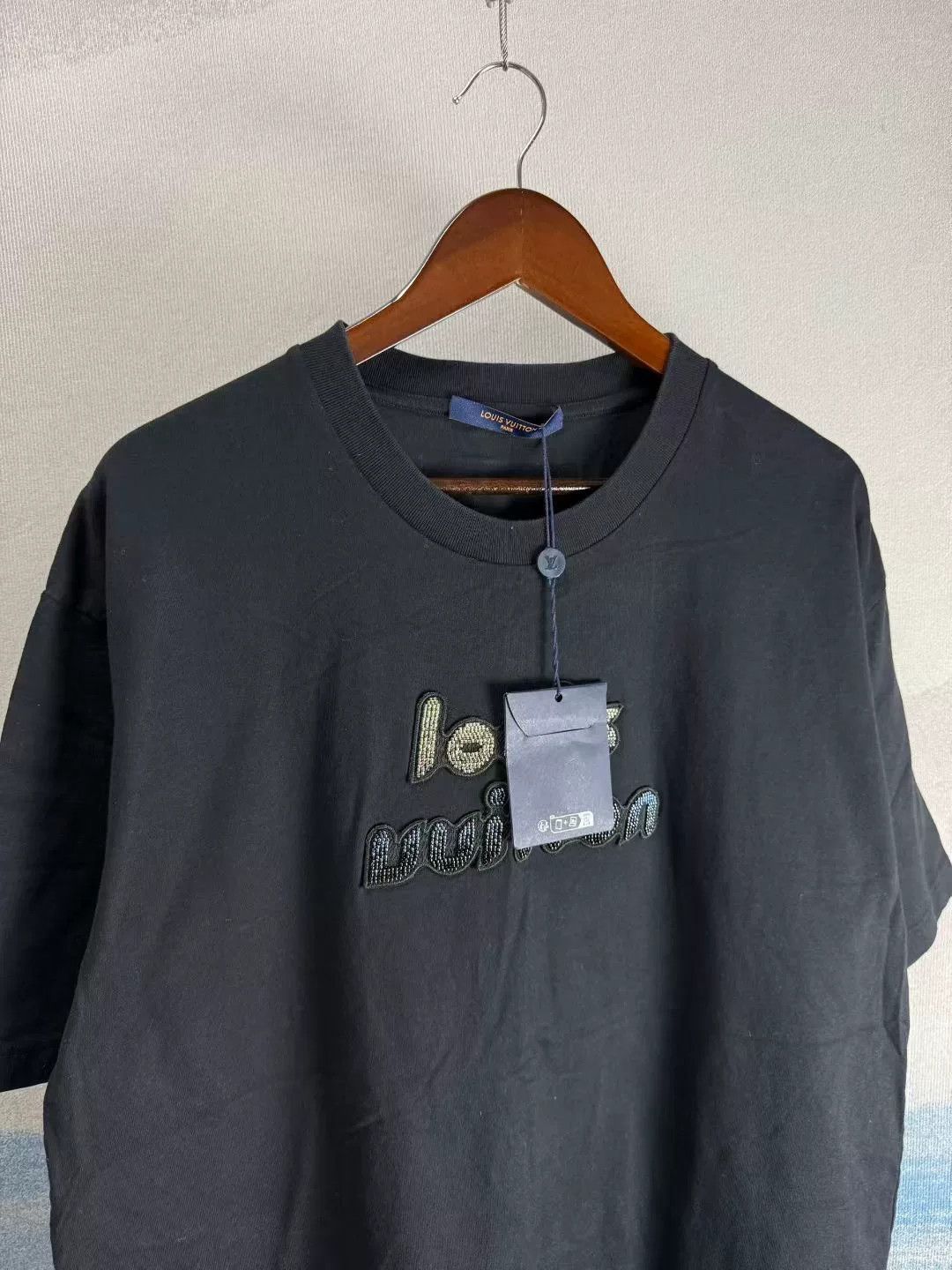 Louis Vuitton louis vuitton black short sleeve shirt Size US XXL / EU 58 / 5 - 2 Thumbnail
