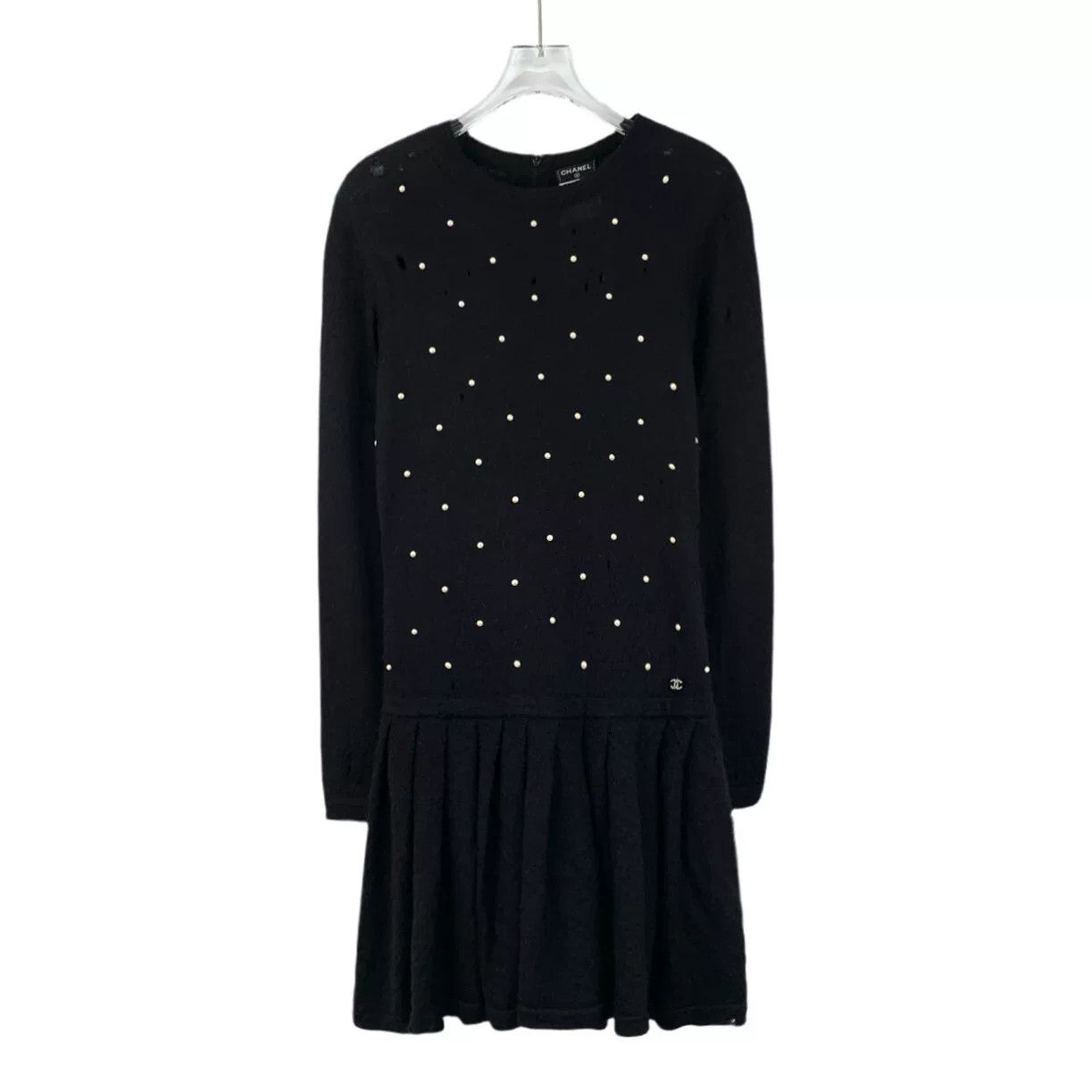 Chanel black pearl-embellished knit dress by Chanel Size US XS / EU 42 / 0 - 1 Thumbnail