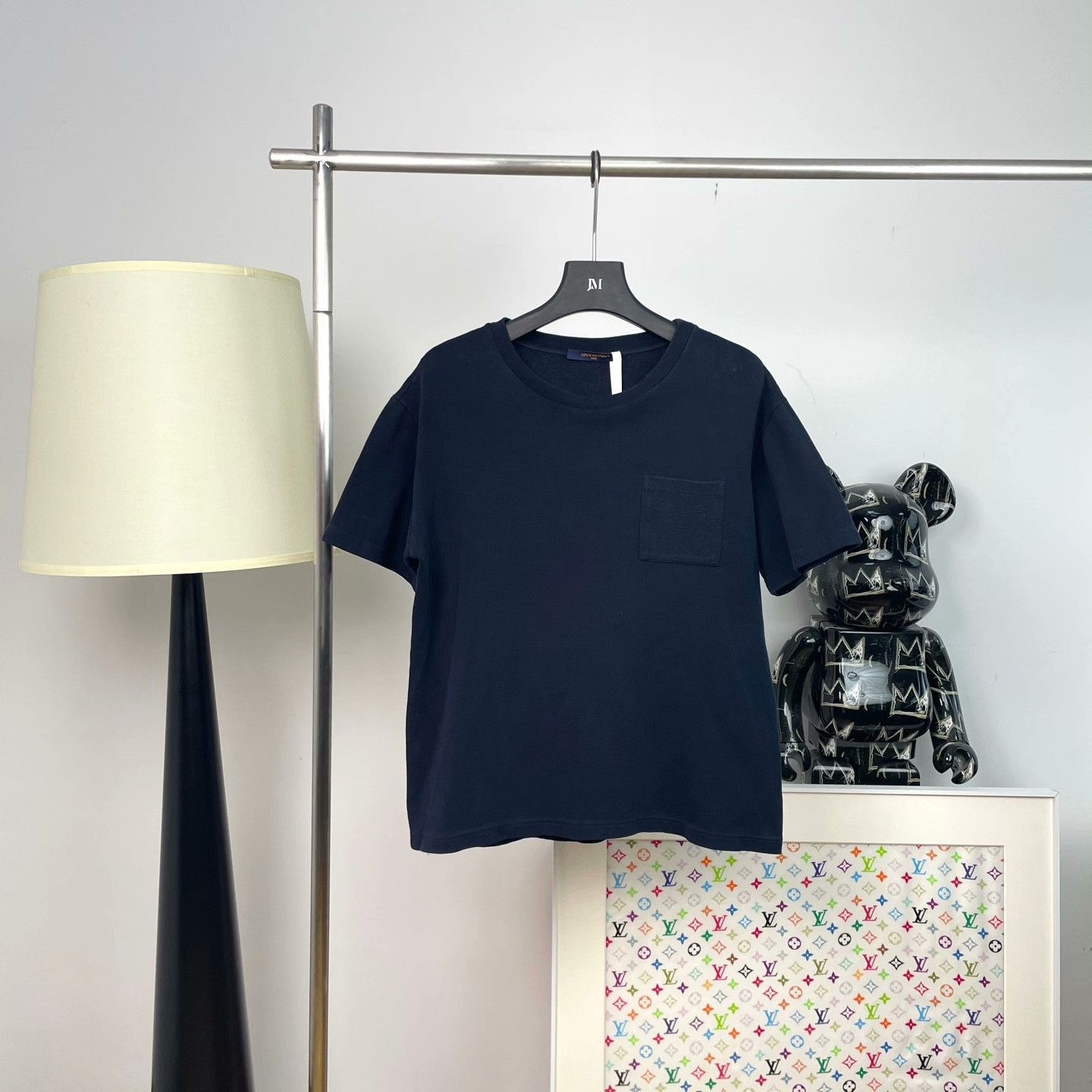 Louis Vuitton Louis Vuitton T-Shirt l Men Size US L / EU 52-54 / 3 - 1 Thumbnail