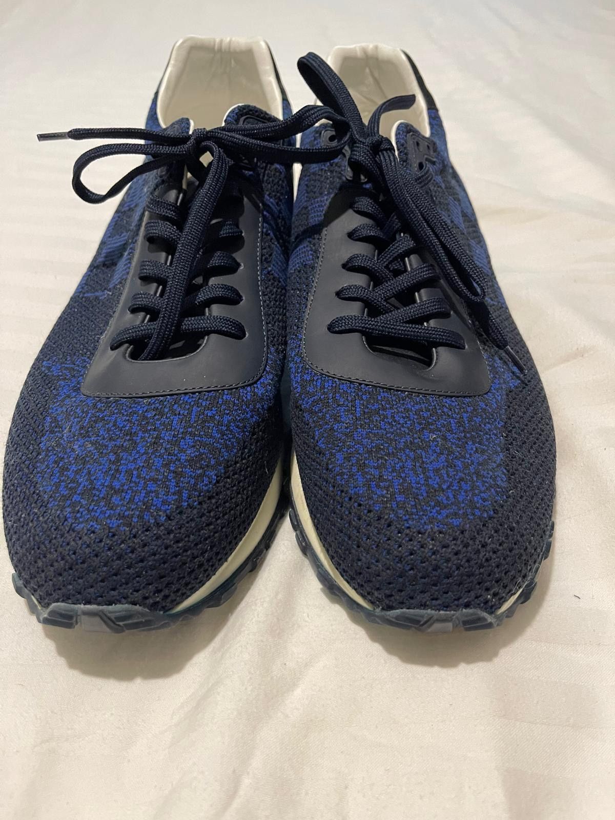 Louis Vuitton LV low top sneakers in great condition size 12 Size US 12 / EU 45 - 2 Thumbnail