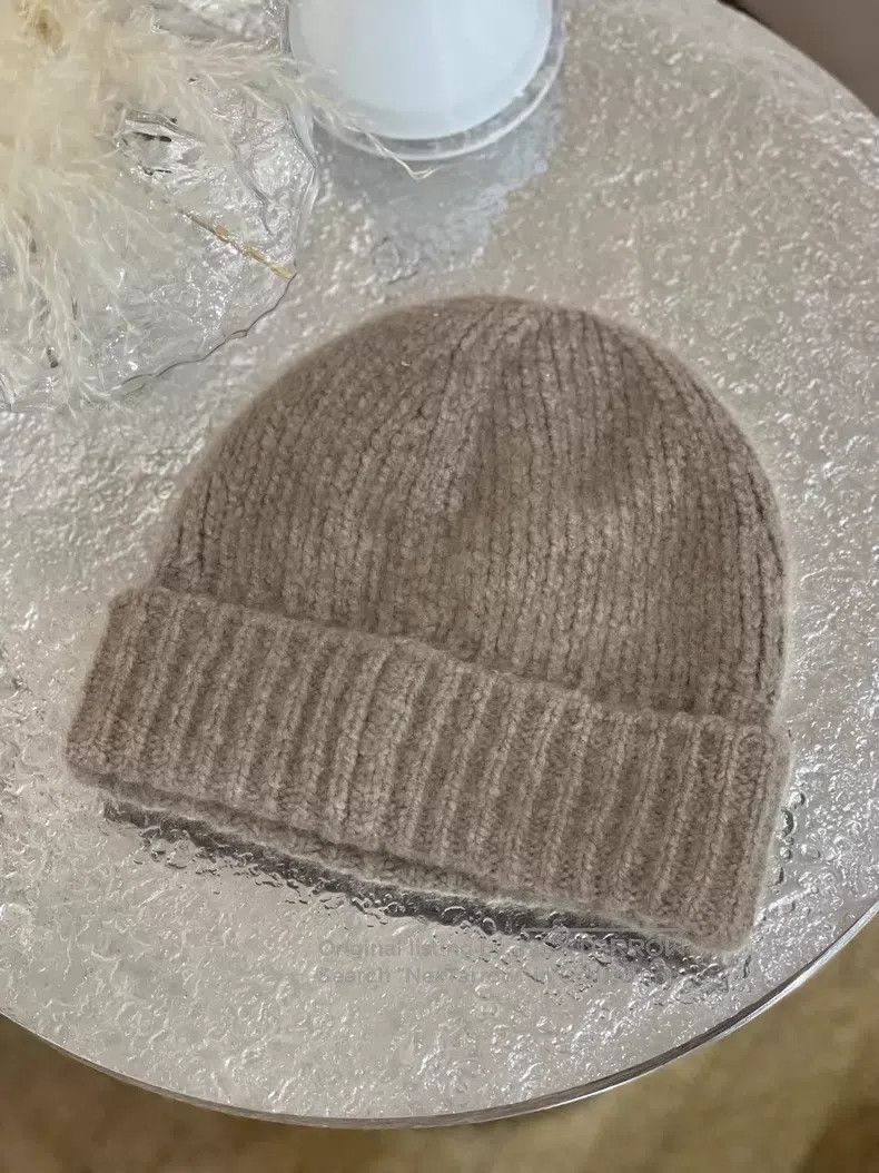 Chanel Chanel 24b cashmere khaki cold cap Size ONE SIZE - 2 Thumbnail