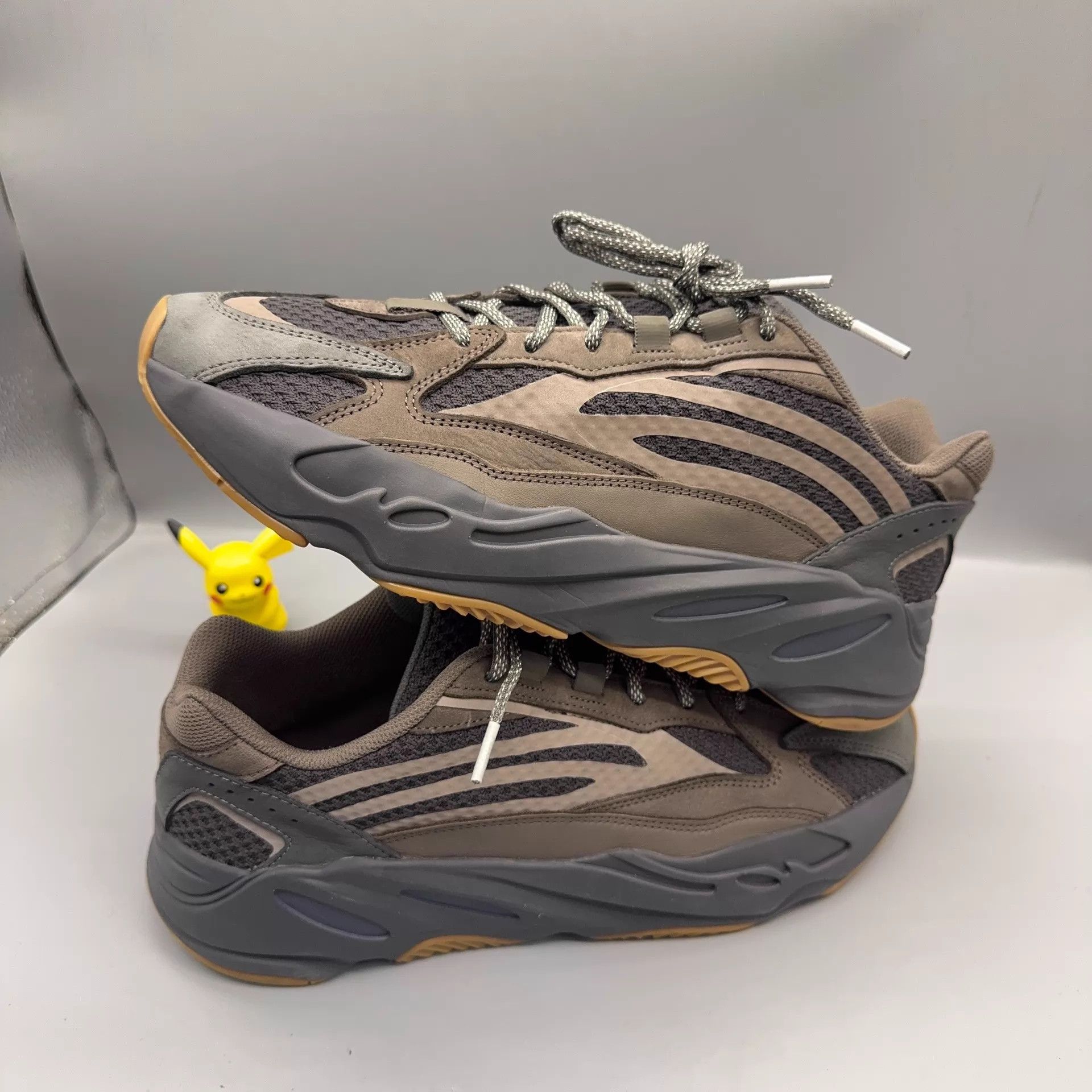 Adidas Adidas Yeezy 700 V2 Geode Treasure Gray EG6860 46 Size US 11.5 / EU 44-45 - 5 Thumbnail