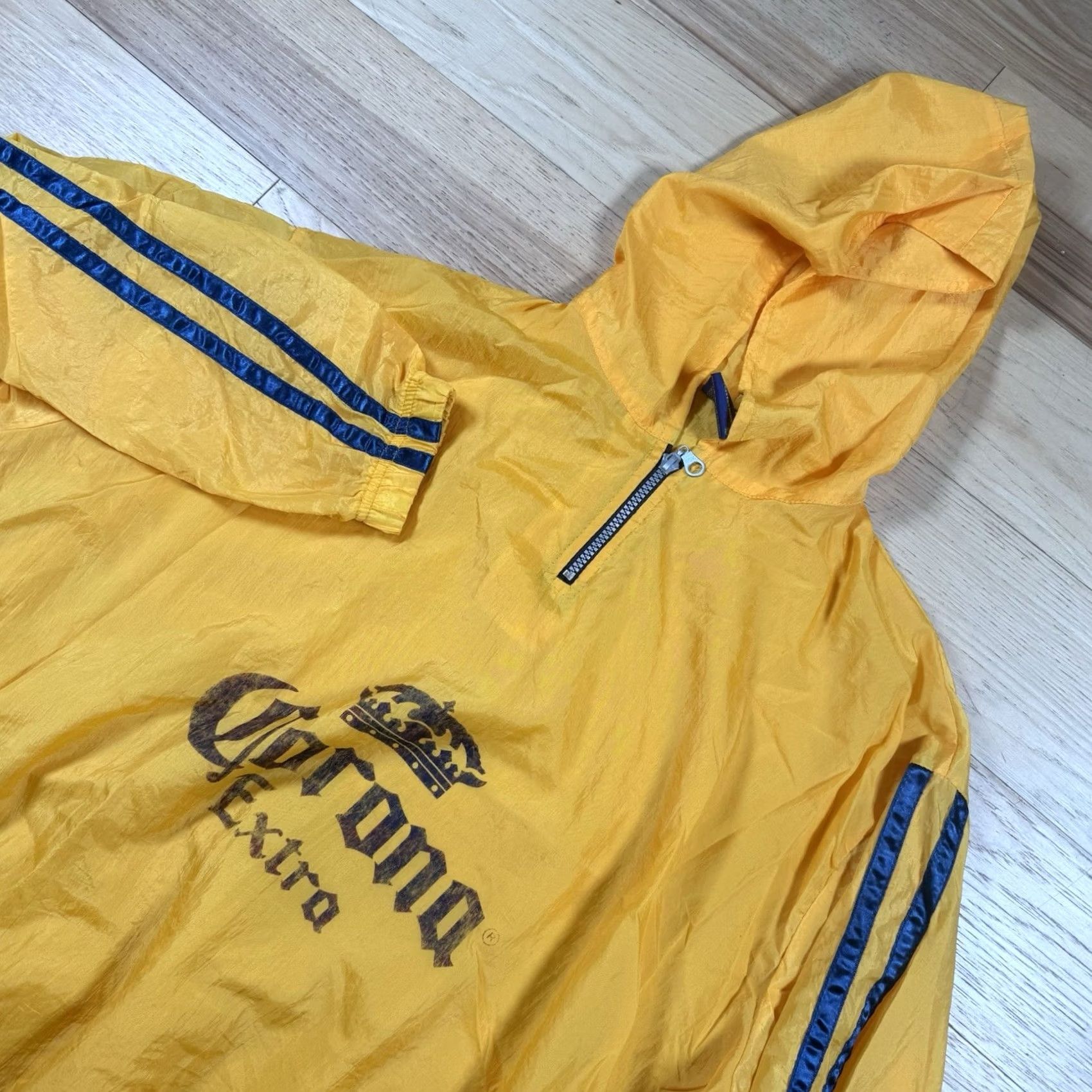 Vintage VINTAGE 80s CORONA EXTRA YELLOW PULLOVER WINDJACKET MENS XL Yellow 80s Weather Jacket Windbreaker Corona Extra Size US XL / EU 56 / 4 - 2 Thumbnail