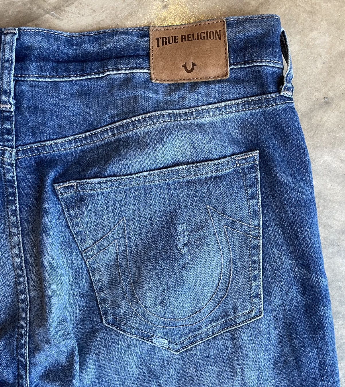 True Religion Vintage True Religion Distressed Jeans Geno Relaxed Slim Size US 32 / EU 48 - 16 Thumbnail