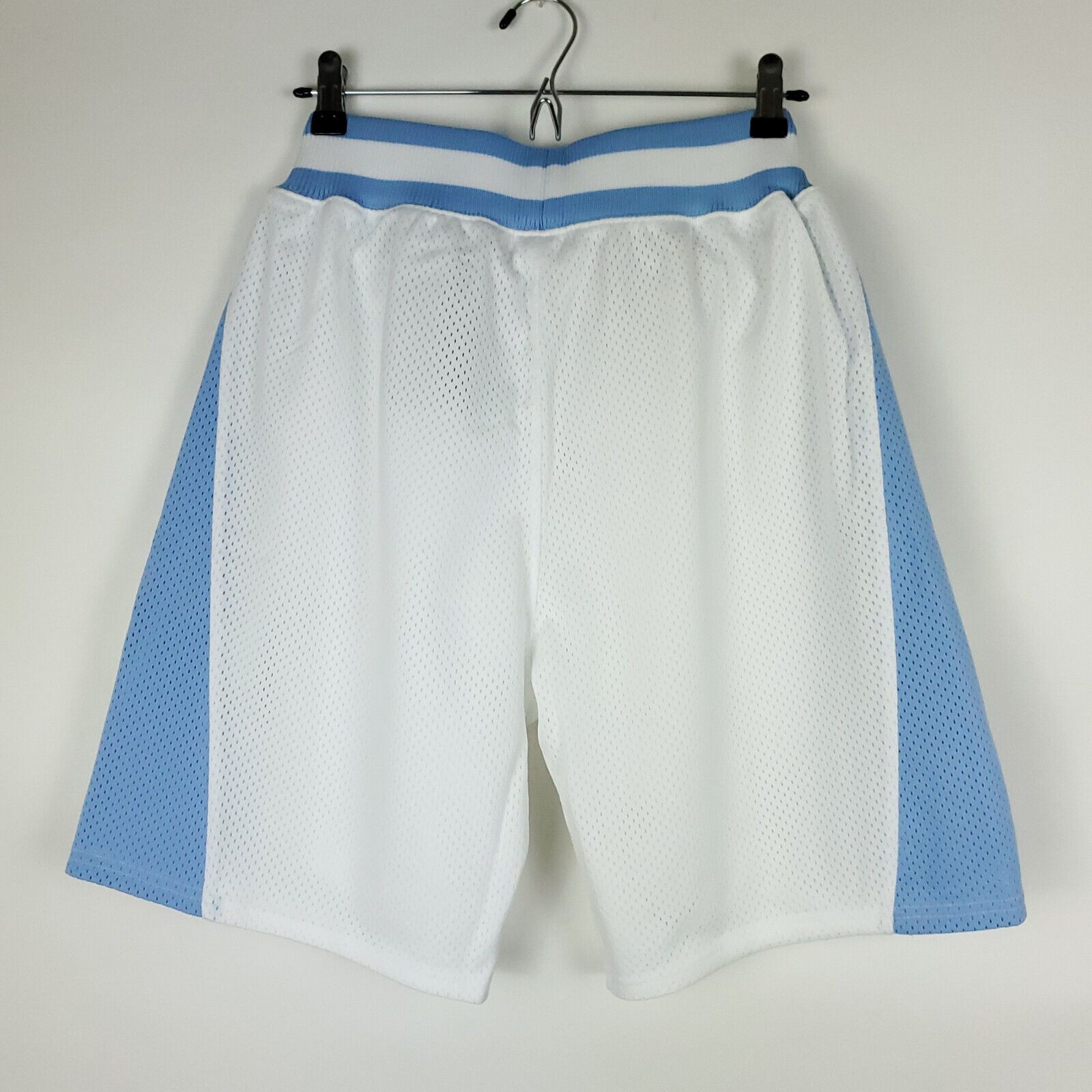 Mitchell & Ness Mitchell & Ness UNC Tar Heels NCAA Shorts S Small NWT Size US 30 / EU 46 - 8 Thumbnail