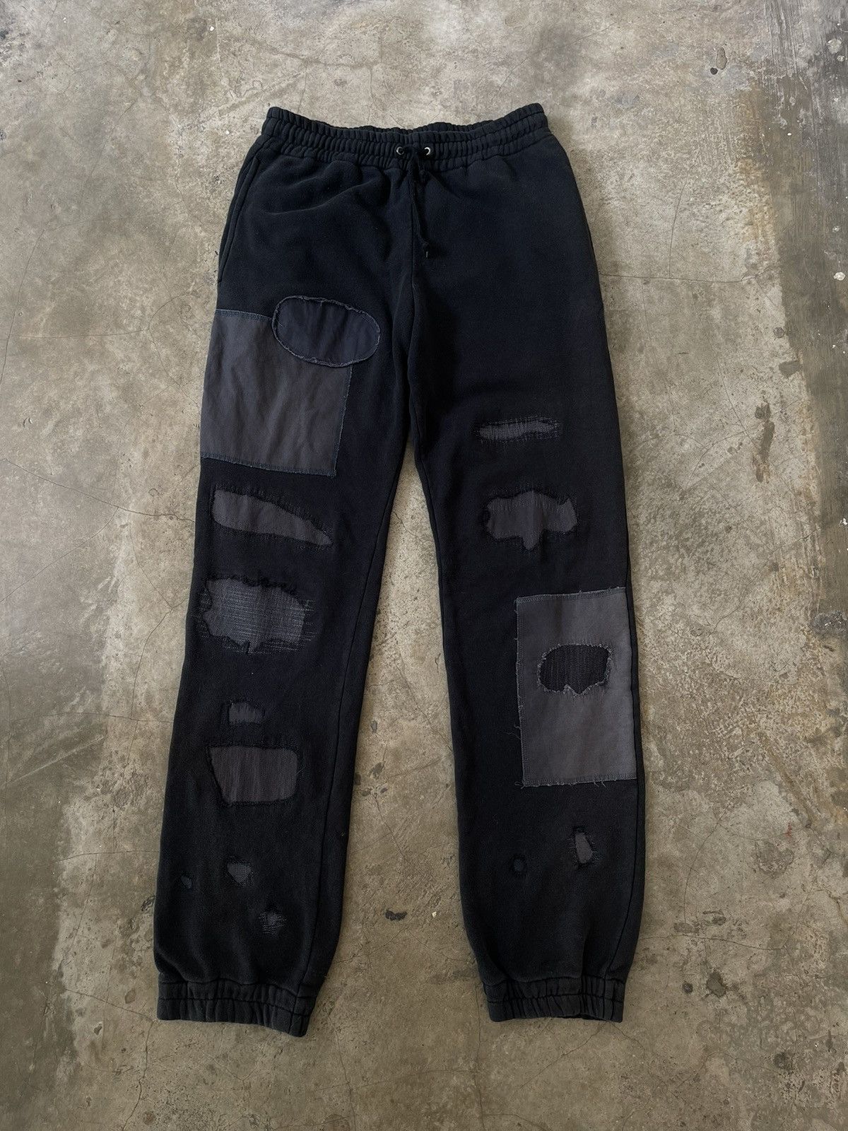 Undercover Undercover Arts And Crafts Patchwork Sweatpants Size US 28 / EU 44 - 1 Thumbnail