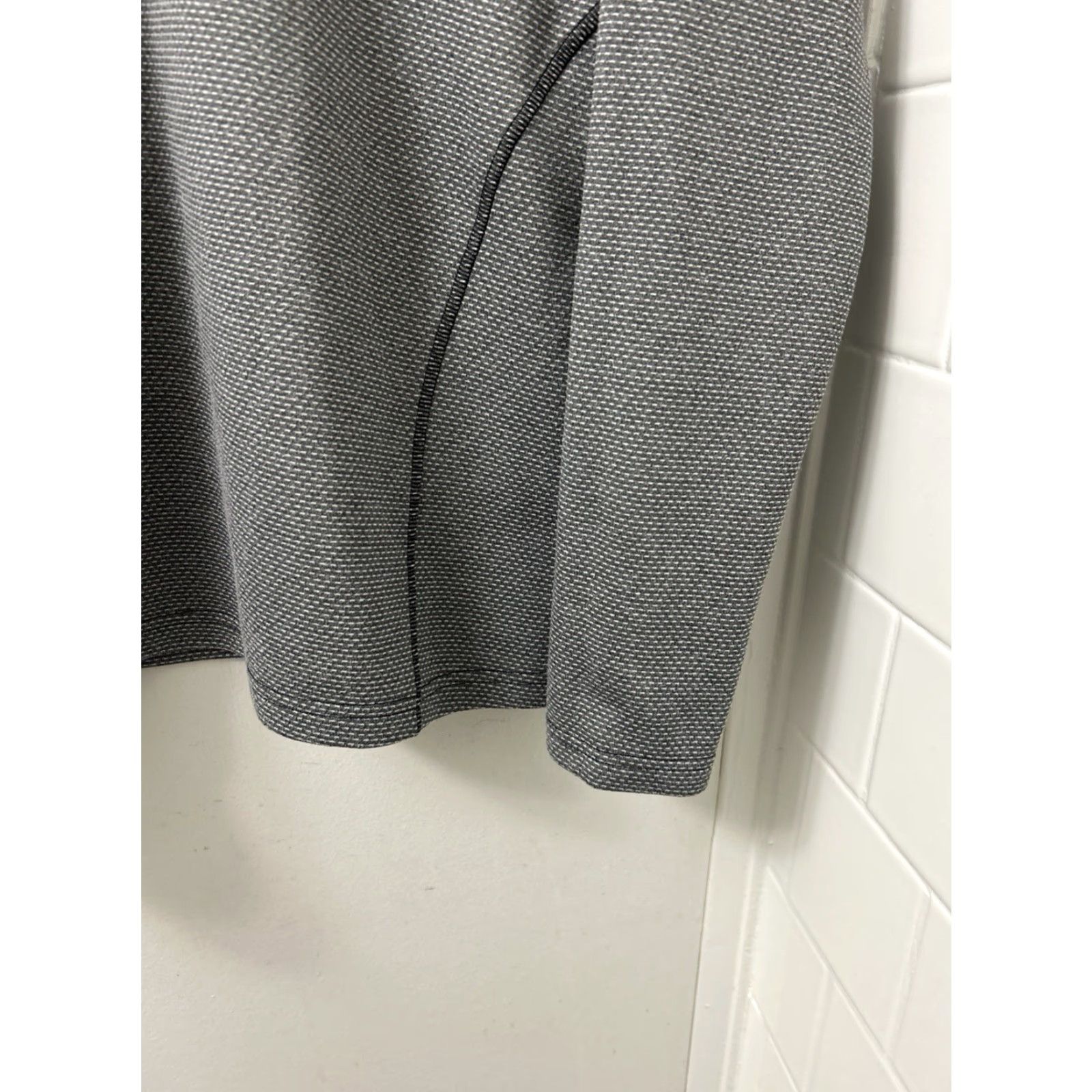 Adidas Adidas Golf Pullover 1/4 Zip Womens L Gray Textured Waffle | Long Sleeve Shirt Jacket Sweatshirt Activewear Golf Mens Womens Size L / US 10 / IT 46 - 6 Thumbnail