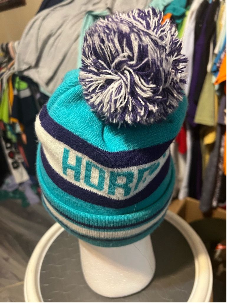 New Era Unisex New Era Charlotte Hornets Beanie Hat One Size Teal Size ONE SIZE - 3 Thumbnail