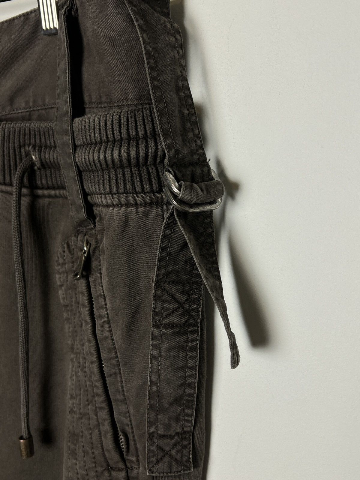 Dolce & Gabbana dolce&gabbana y2k multipocket double waist cargo sweatpants Size US 32 / EU 48 - 8 Thumbnail