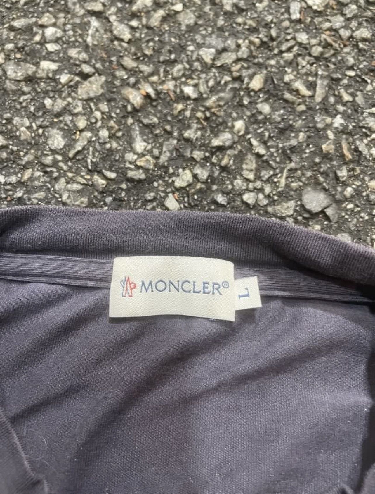 Moncler moncler tee Size US L / EU 52-54 / 3 - 3 Thumbnail