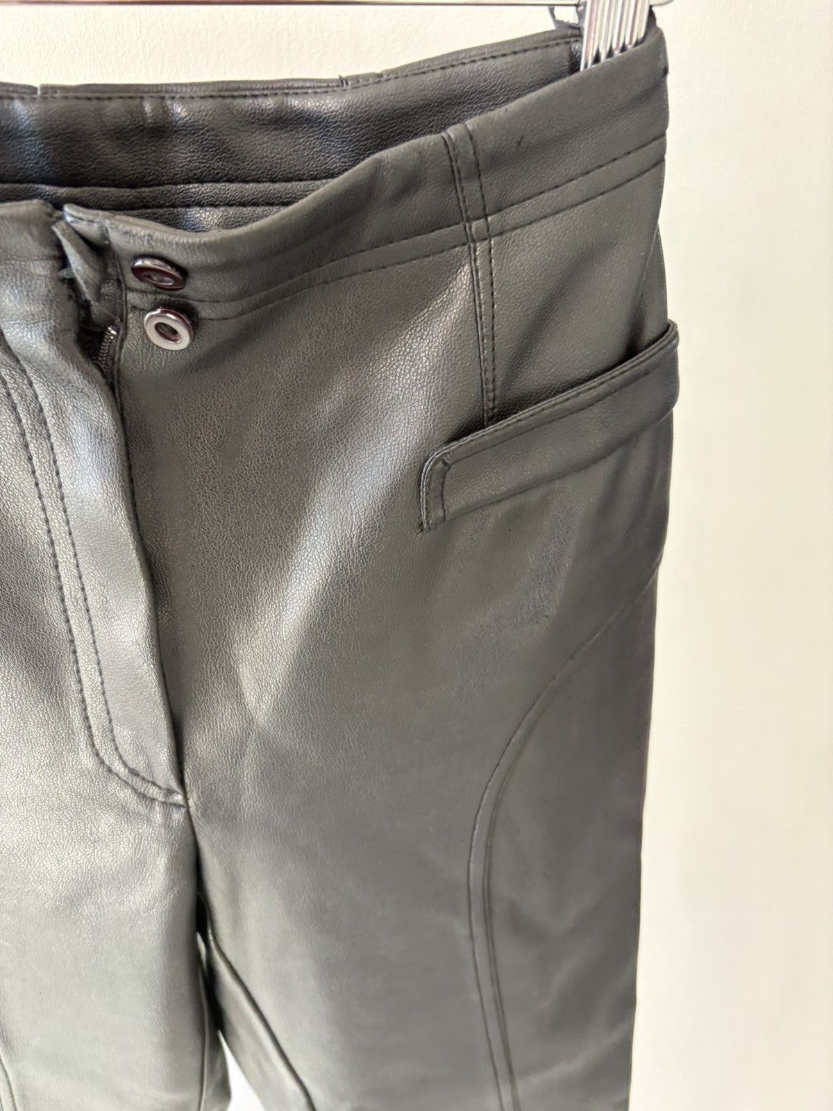 Vintage Vintage leather trousers Size 26" / US 2 / IT 38 - 10 Thumbnail