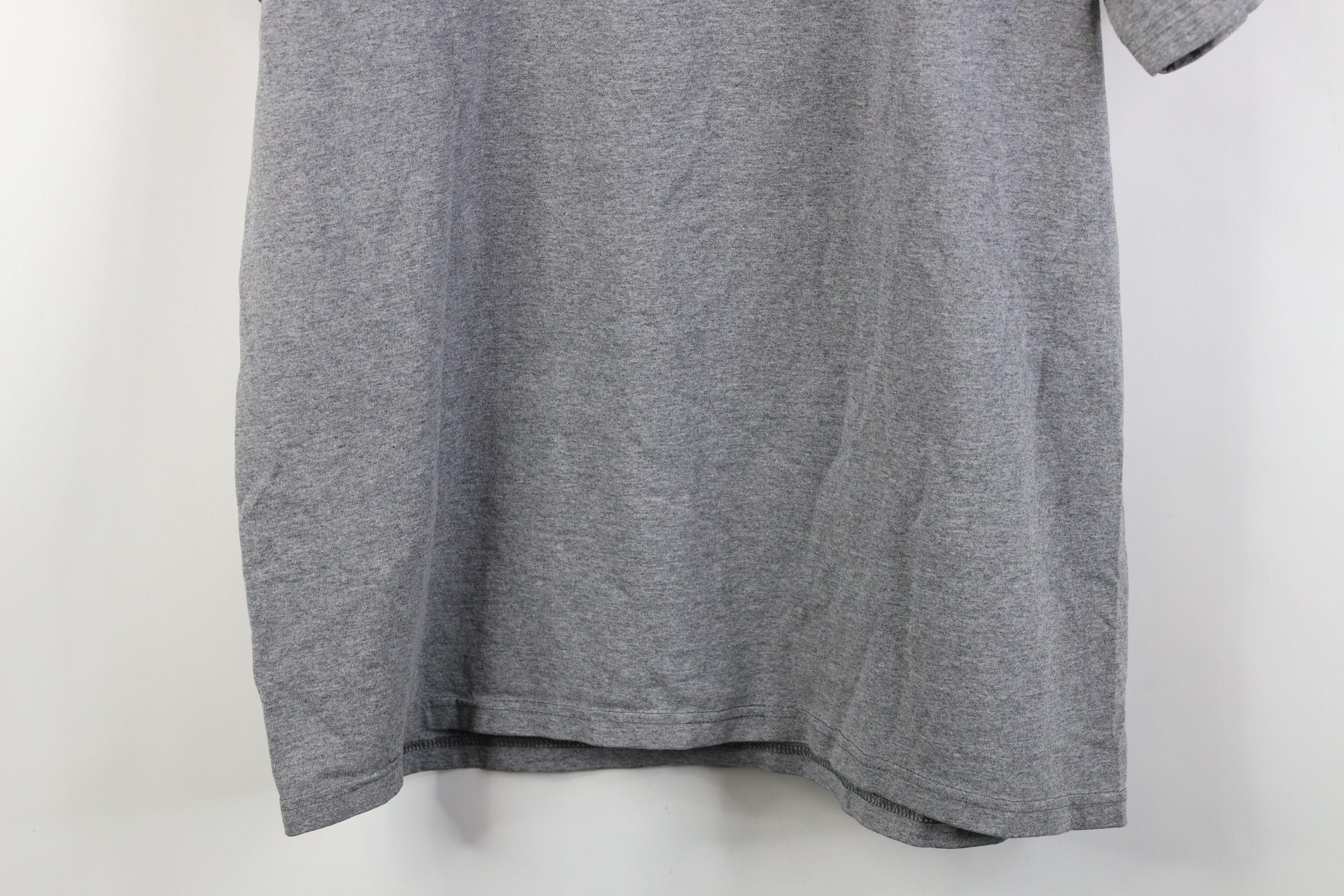 Nike Vintage Nike Swoosh University of Michigan Football T-Shirt Size US L / EU 52-54 / 3 - 13 Thumbnail