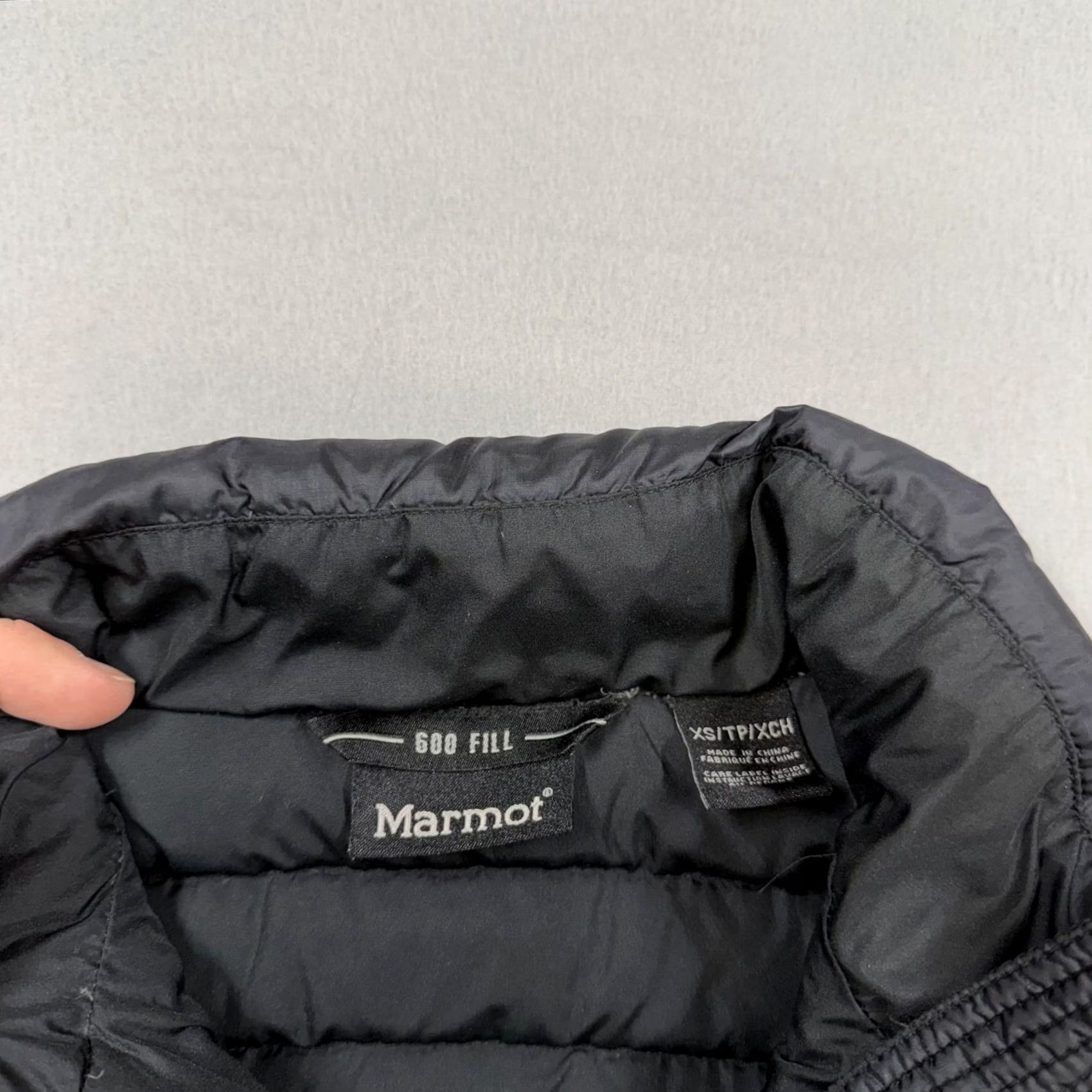 Marmot Marmot Vest Womens XS Black 600 Fill Down Puffer Full Zip Lightweight Outdoor Size XS / US 0-2 / IT 36-38 - 3 Thumbnail
