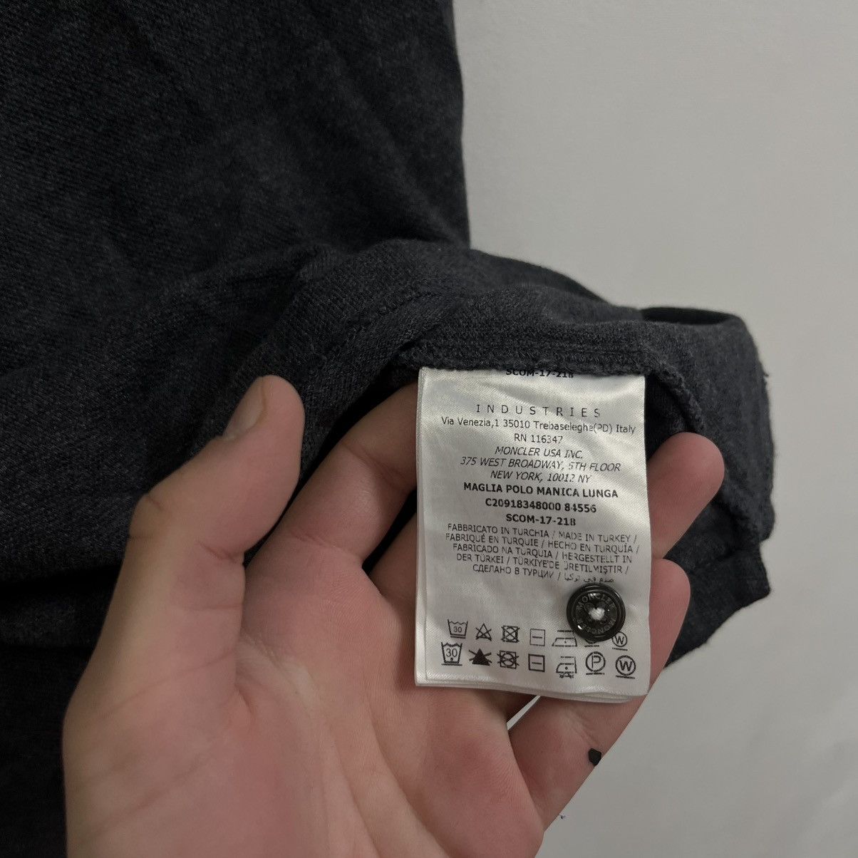 Moncler Moncler Polo Long Sleeve Size US M / EU 48-50 / 2 - 8 Thumbnail
