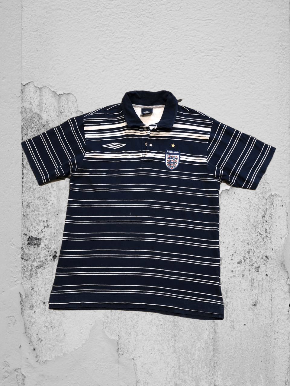 Umbro Vintage Umbro England Shirt Football Team Size US M / EU 48-50 / 2 - 1 Thumbnail