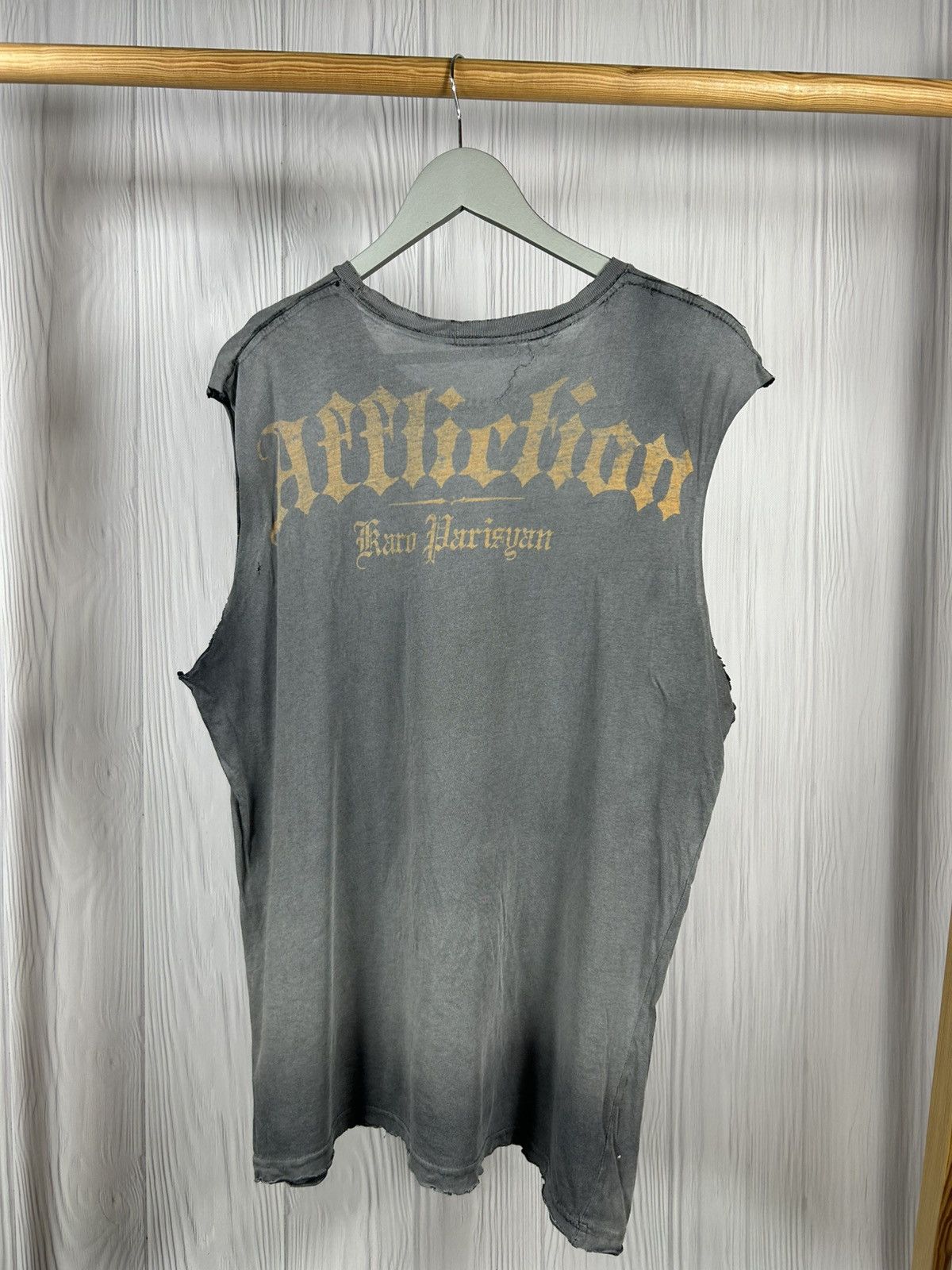 Affliction × Vintage Vintage Y2K Affliction Distressed Torn Sunfaded Tank Top L Size US L / EU 52-54 / 3 - 14 Thumbnail