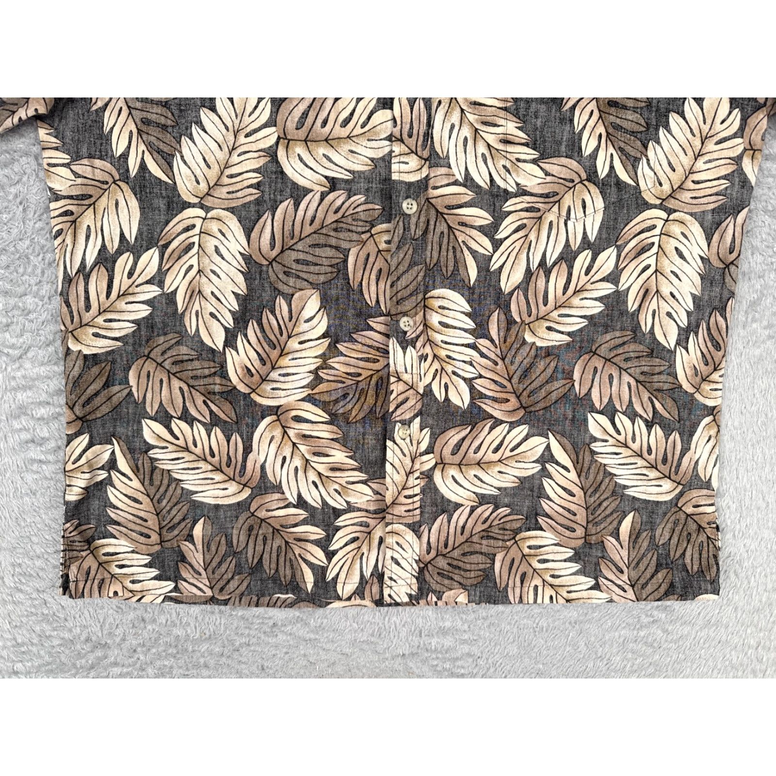 Vintage Hawaiian Shirt Unbranded Button-Up Floral Short Sleeve Gray Beige Adult Large X-Large Rayon Inside Out Size US L / EU 52-54 / 3 - 5 Thumbnail