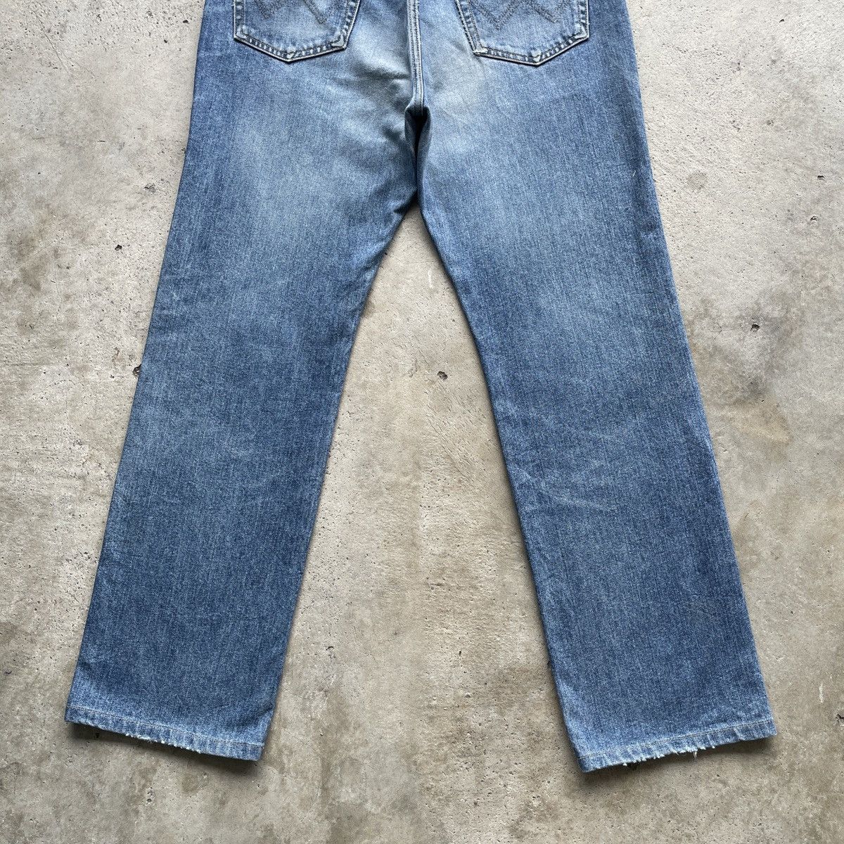 Edwin Vintage Edwin 403 Jeans Faded Denim Pants W33x29.5 Size US 33 - 10 Thumbnail