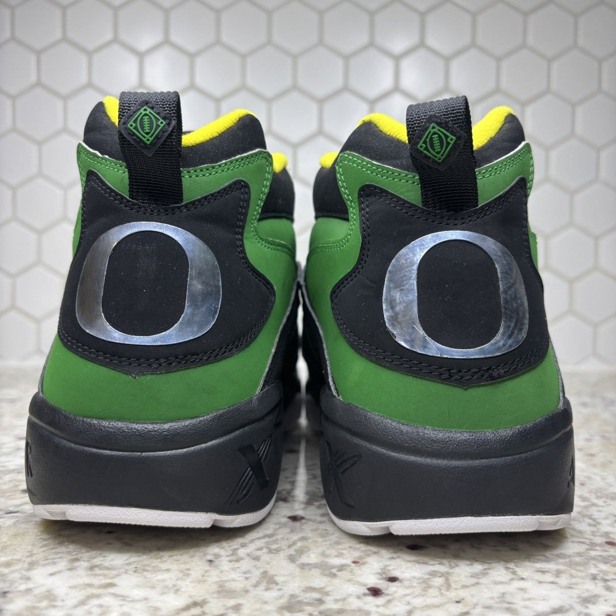 Nike Size 12-Nike Diamond Turf Oregon Ducks light use no box Size US 12 / EU 45 - 10 Thumbnail