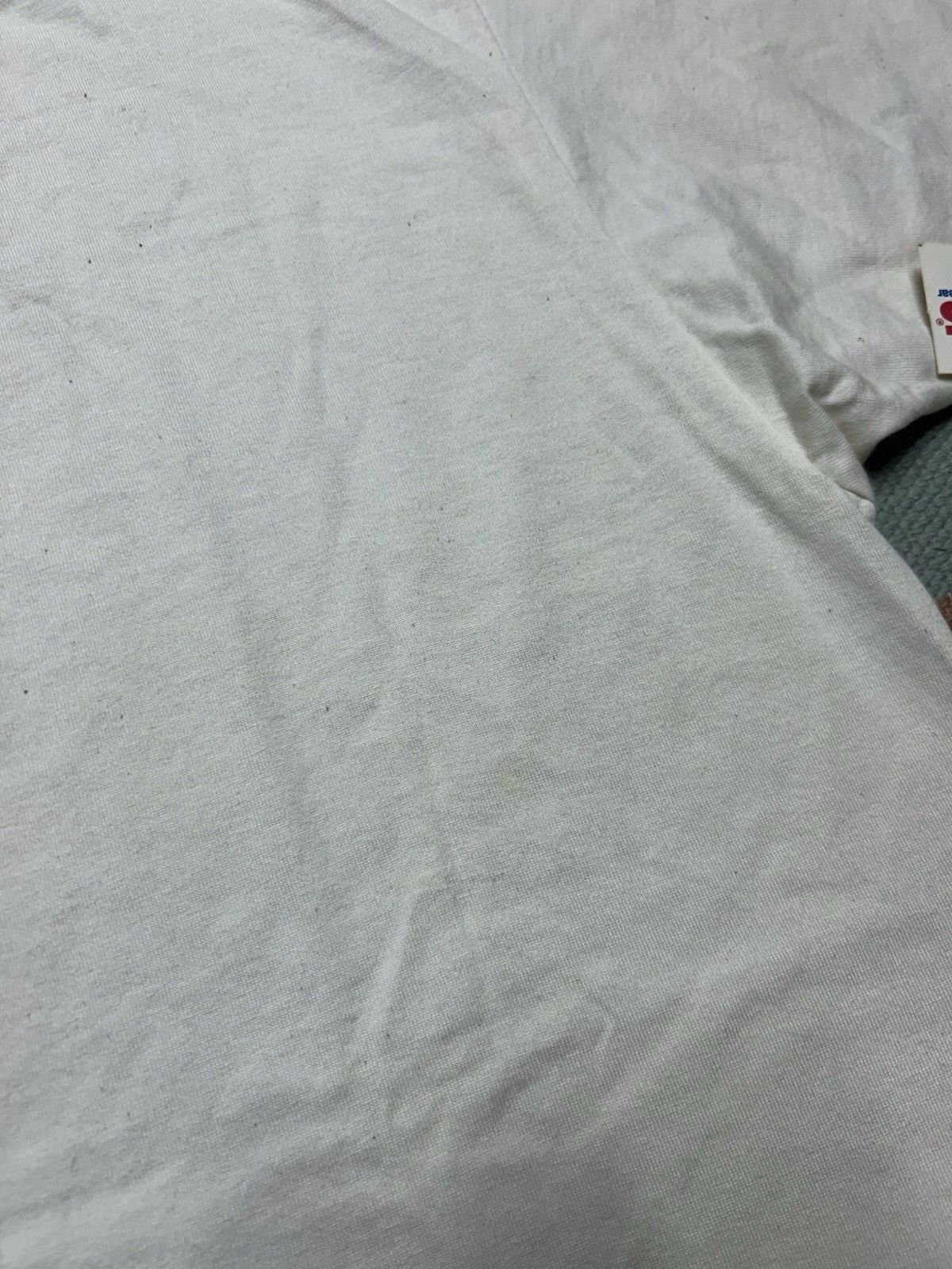 Vintage 80s blank white t shirt jerzees DEADSTOCK STAINS grunge XXL Size US XXL / EU 58 / 5 - 3 Thumbnail
